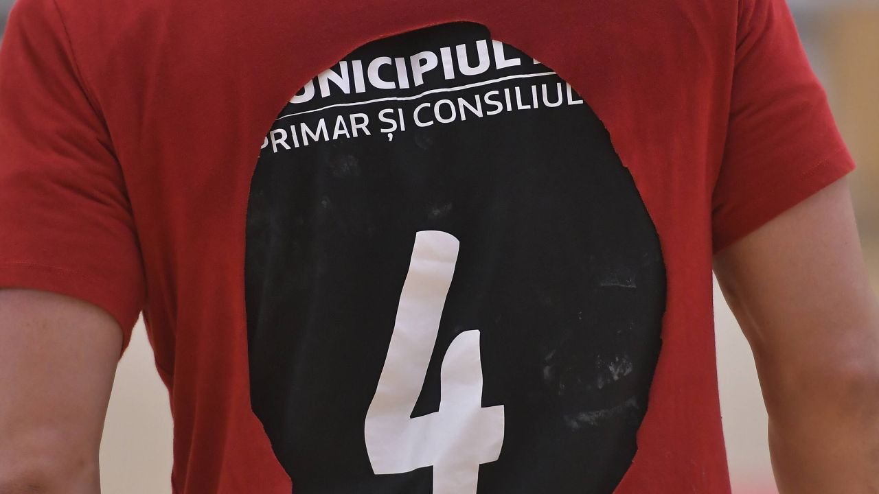 Echipa din prima ligă e &icirc;n pragul desființării! Primăria taie bugetul și secția riscă să dispară