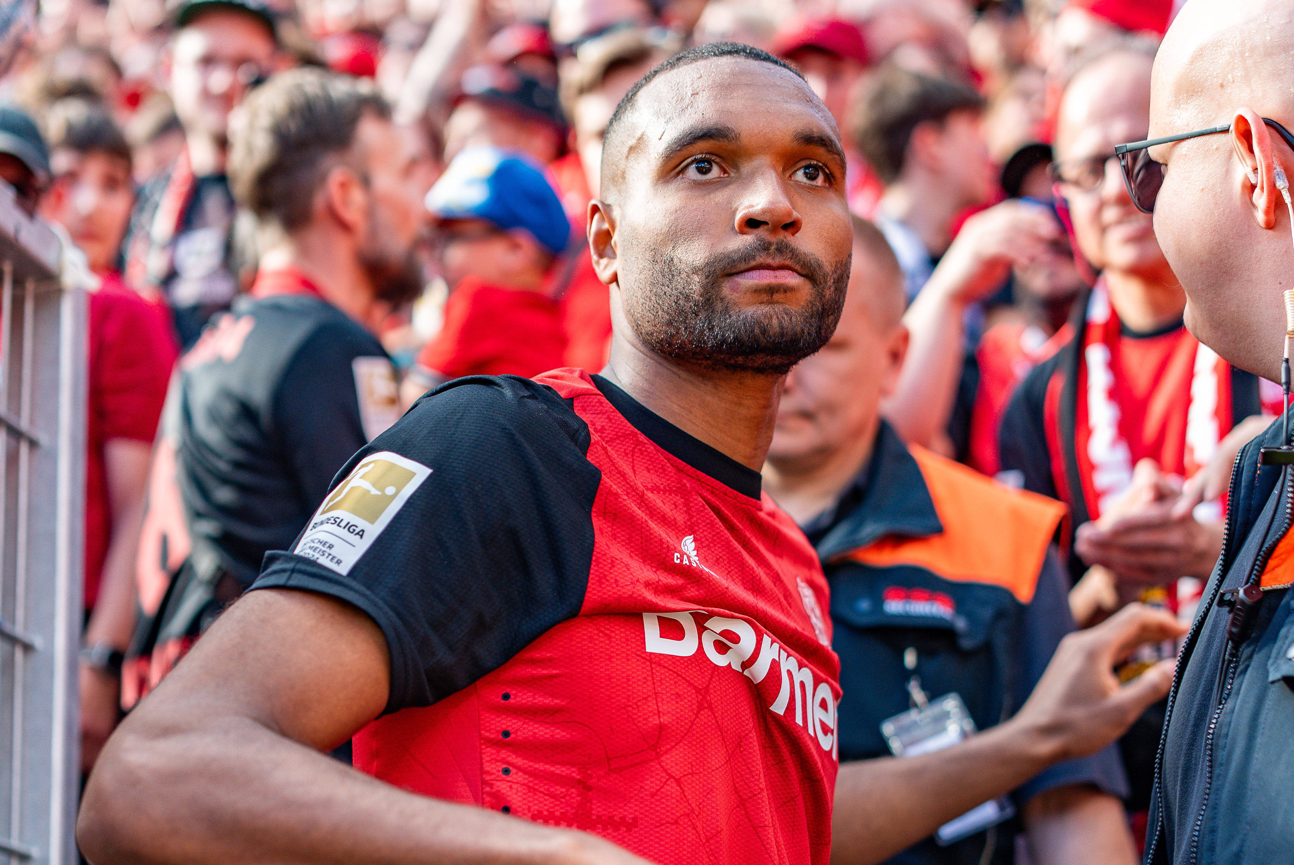 E gata! Jonathan Tah face vizita medicală și semnează