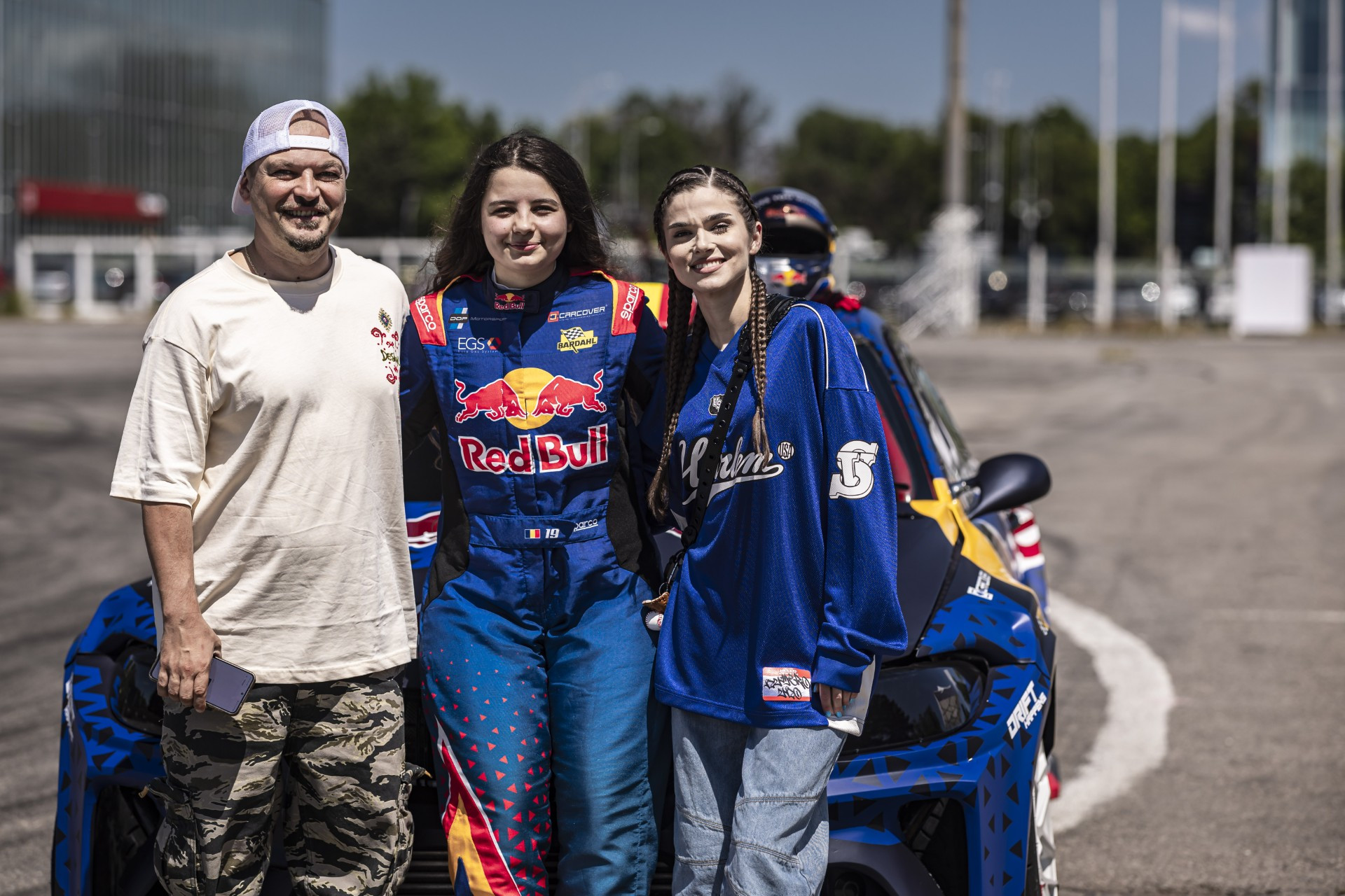 Theo Rose și Puya, adrenalină &icirc;n mașina de drift &icirc;nainte de Red Bull SoundClash