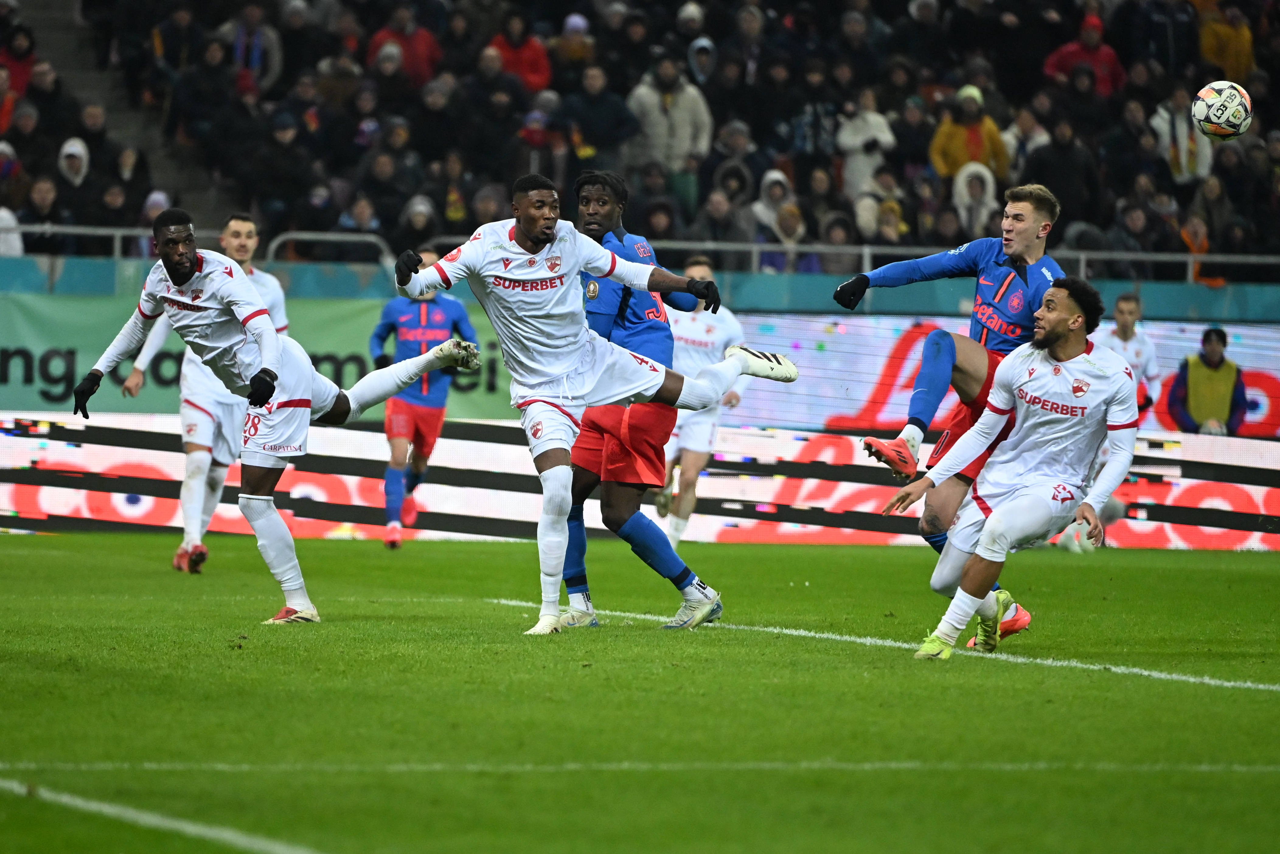 Ce scrie presa din Togo despre Kennedy Boateng și Josue Homawoo, dinamoviștii doriți de FCSB