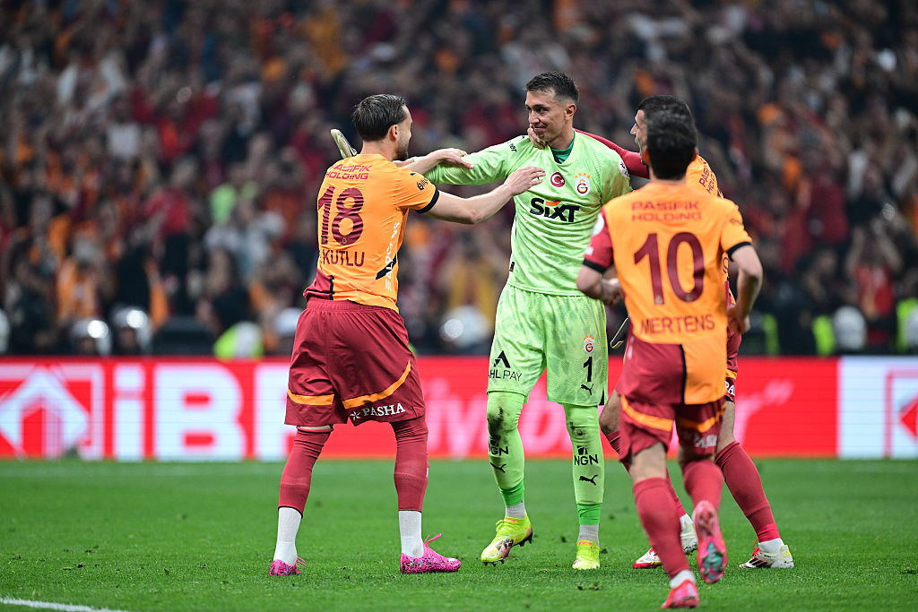 Liber pentru Ștefan T&acirc;rnovanu? Anunț oficial la Galatasaray