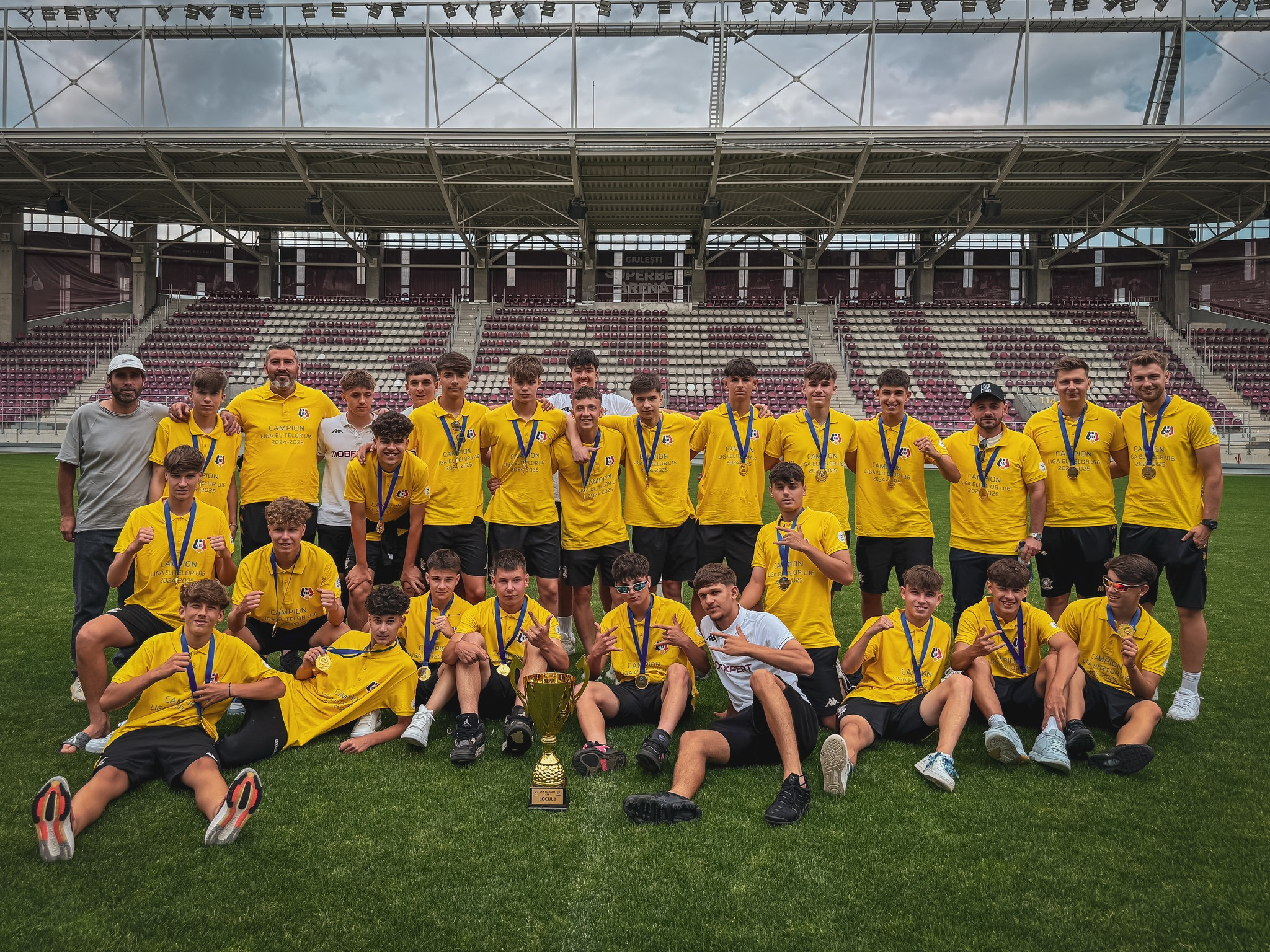 Rapid a &icirc;nvins-o pe FCSB și a c&acirc;știgat Liga Elitelor U16!