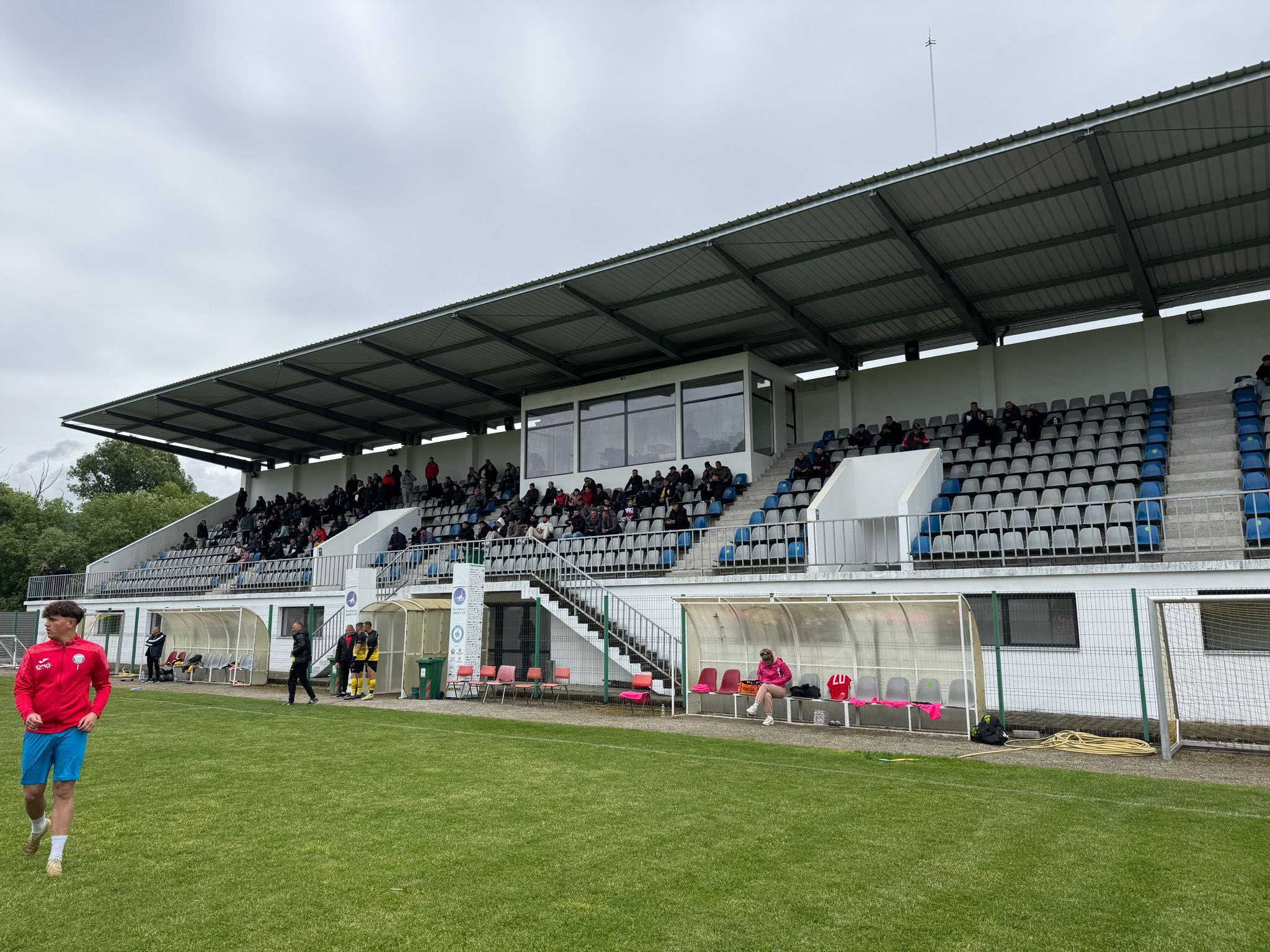 Echipa nou-promovată devenită campioană dintr-un sat cu 163 de locuitori!