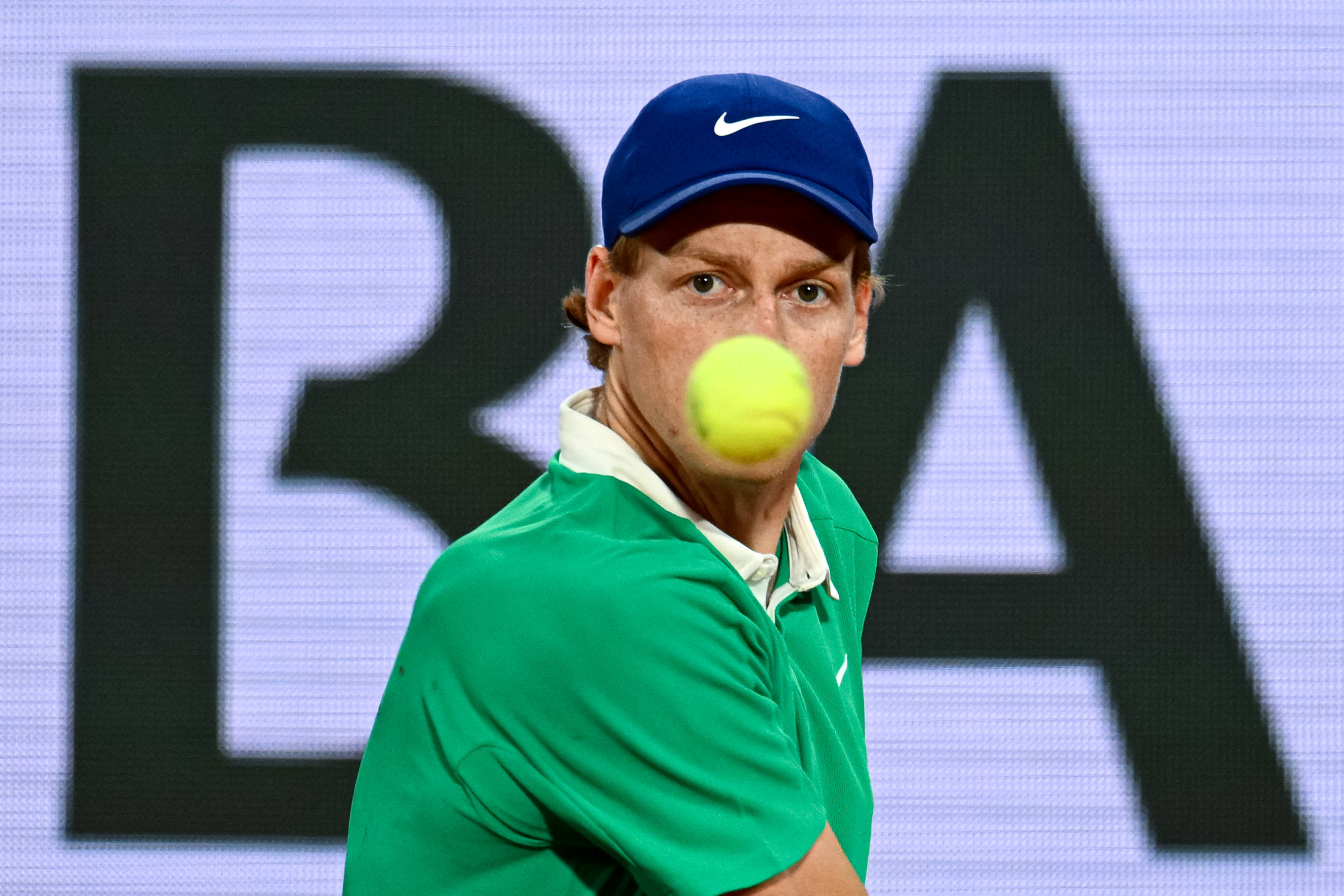 Rublev a intrat la bănuieli despre dopaj, după ce a fost &bdquo;pulverizat&rdquo; de Sinner la Roland Garros. Ce a spus rusul despre Halep