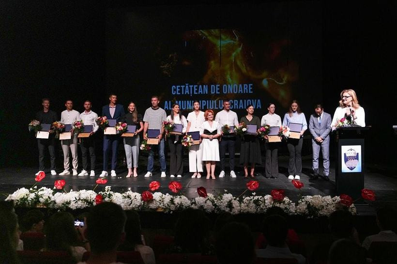 14 multipli medaliaţi olimpici şi mondiali, onoraţi la Craiova
