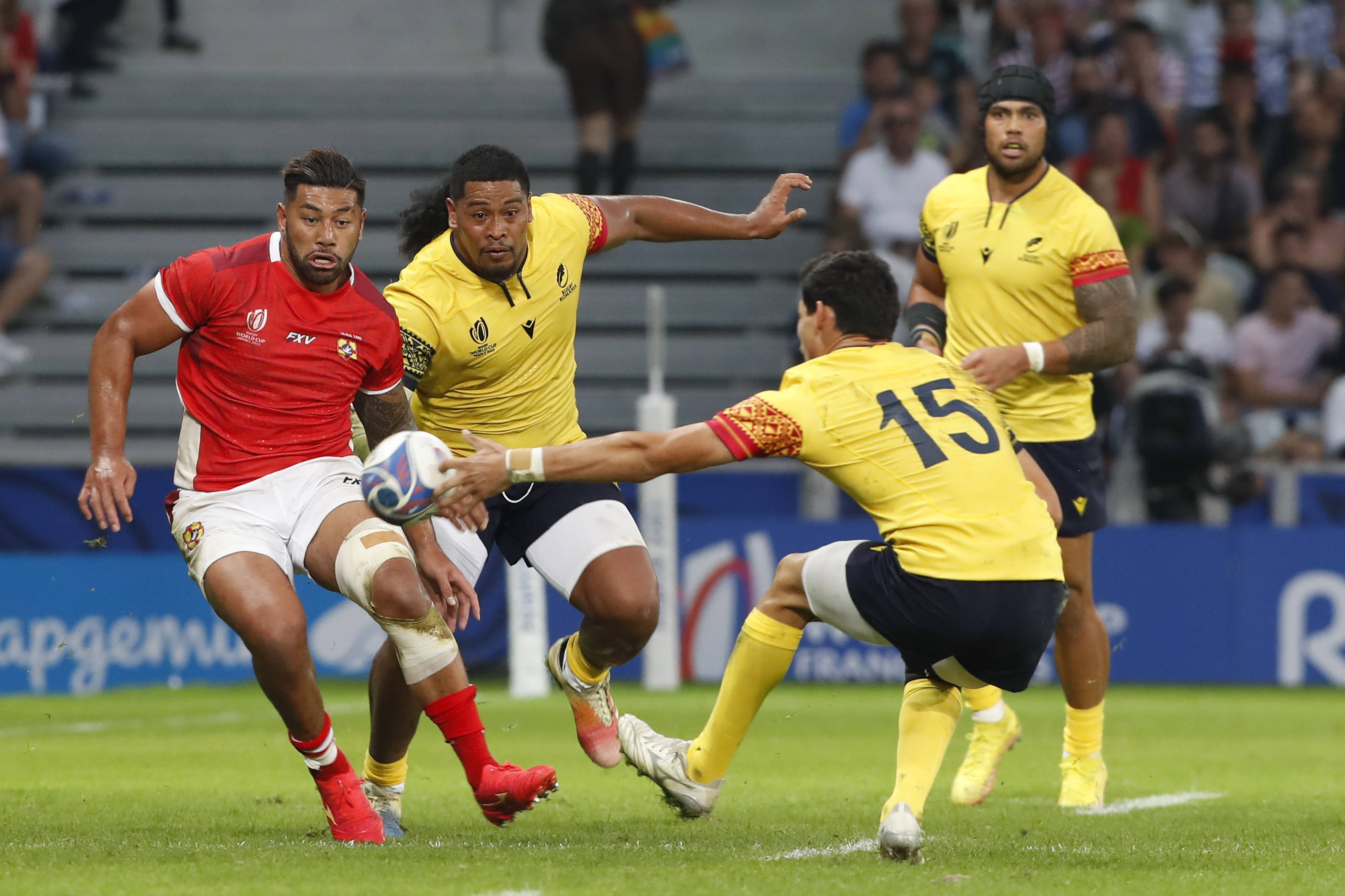 Naționala Rom&acirc;niei cu 7 tricolori naturalizați și selecționer francez! &rdquo;Vreau să c&acirc;ştigăm fiecare meci&rdquo;