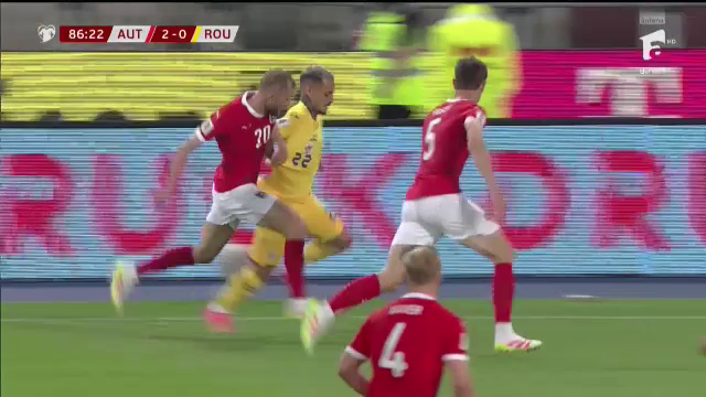 &Icirc;n ce minut l-a introdus Mircea Lucescu pe Alex Mitriță &icirc;n Austria - Rom&acirc;nia și ce a făcut la doar trei minute de la intrarea sa
