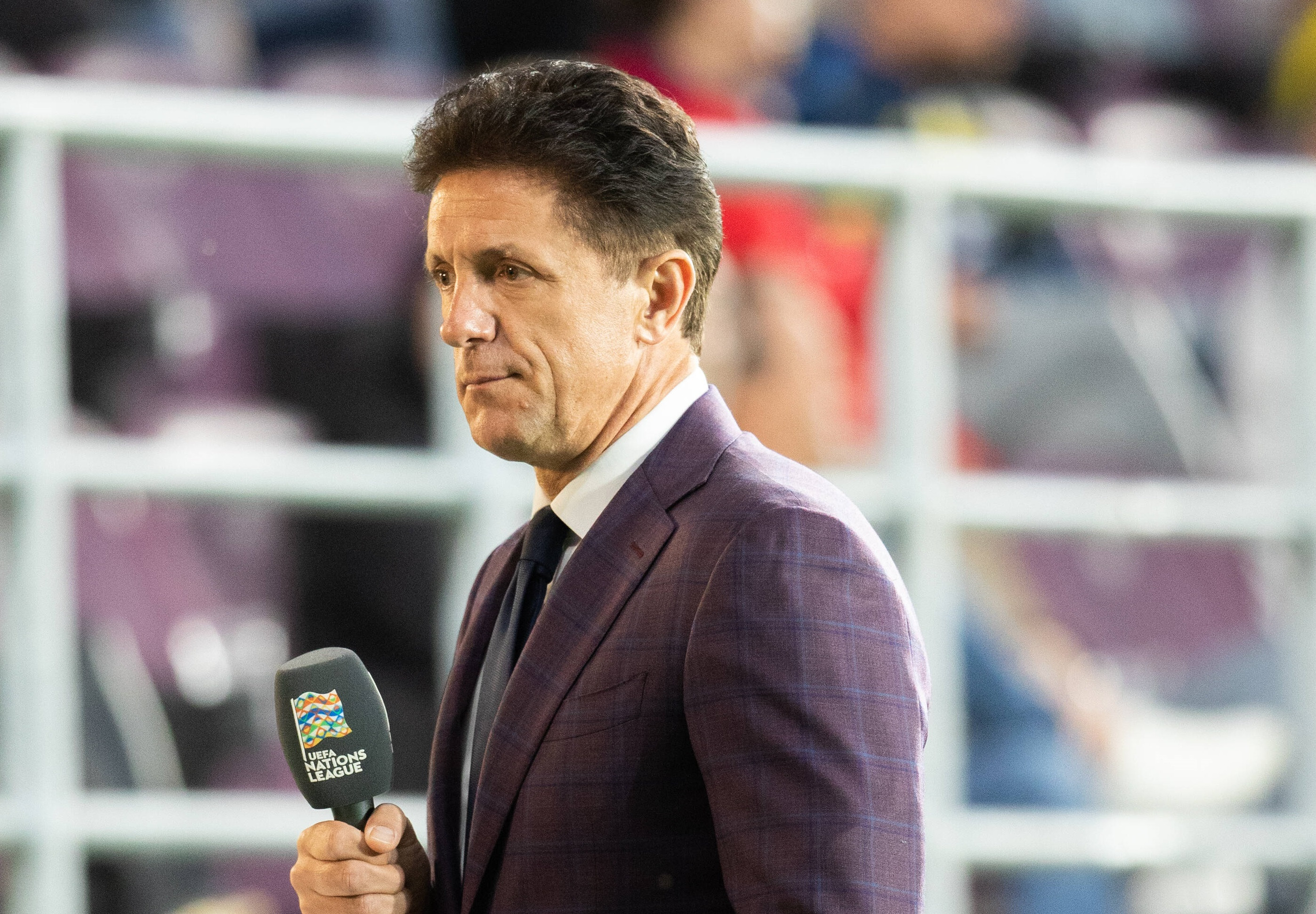 Gică Popescu a făcut praf &rdquo;vedeta&rdquo; naționalei Rom&acirc;niei: &rdquo;Ori asta i se cere, ori e indisciplinat&rdquo;