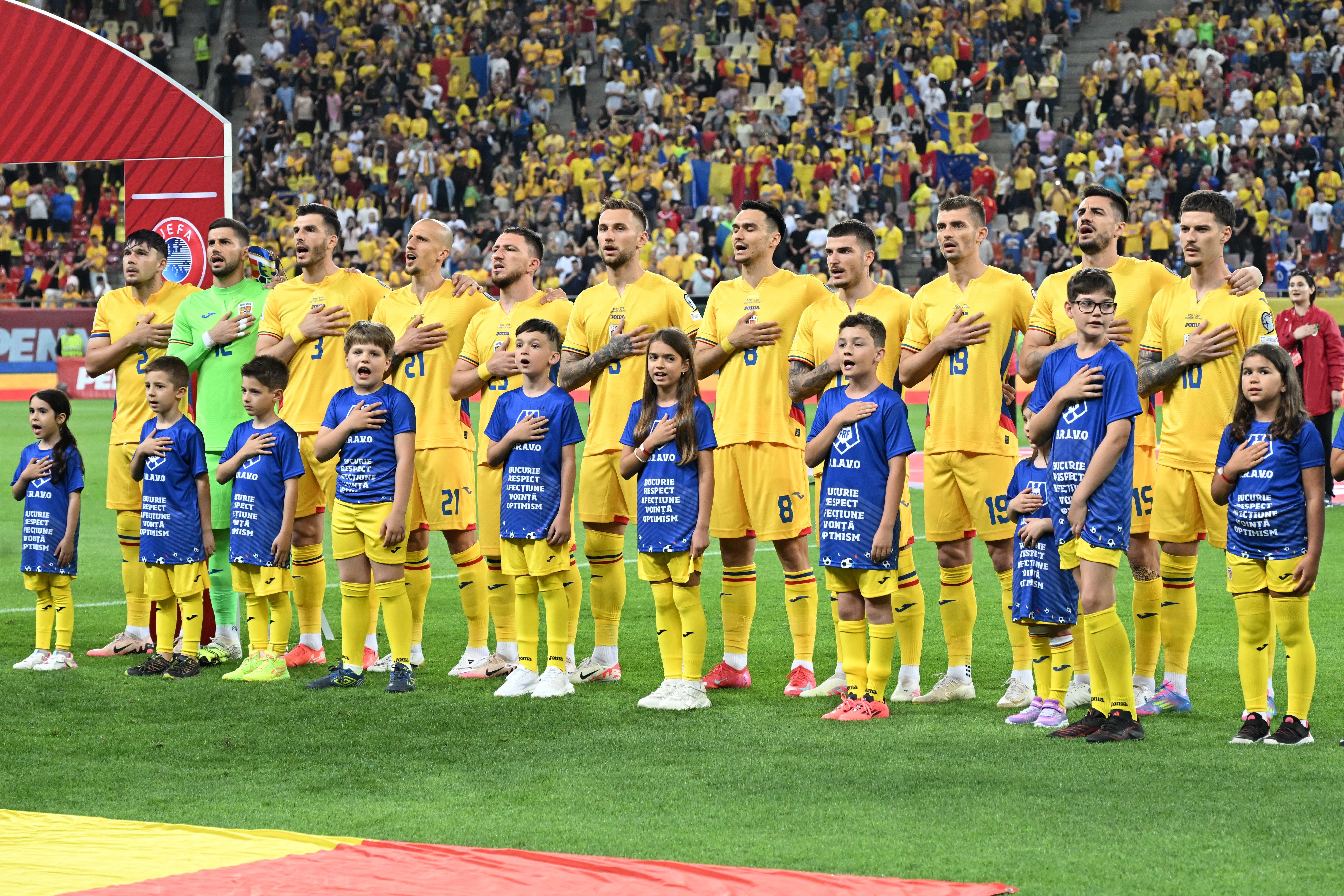 Rom&acirc;nul comparat cu Iniesta după prima repriză din Rom&acirc;nia - Cipru, &icirc;n preliminariile Cupei Mondiale 2026