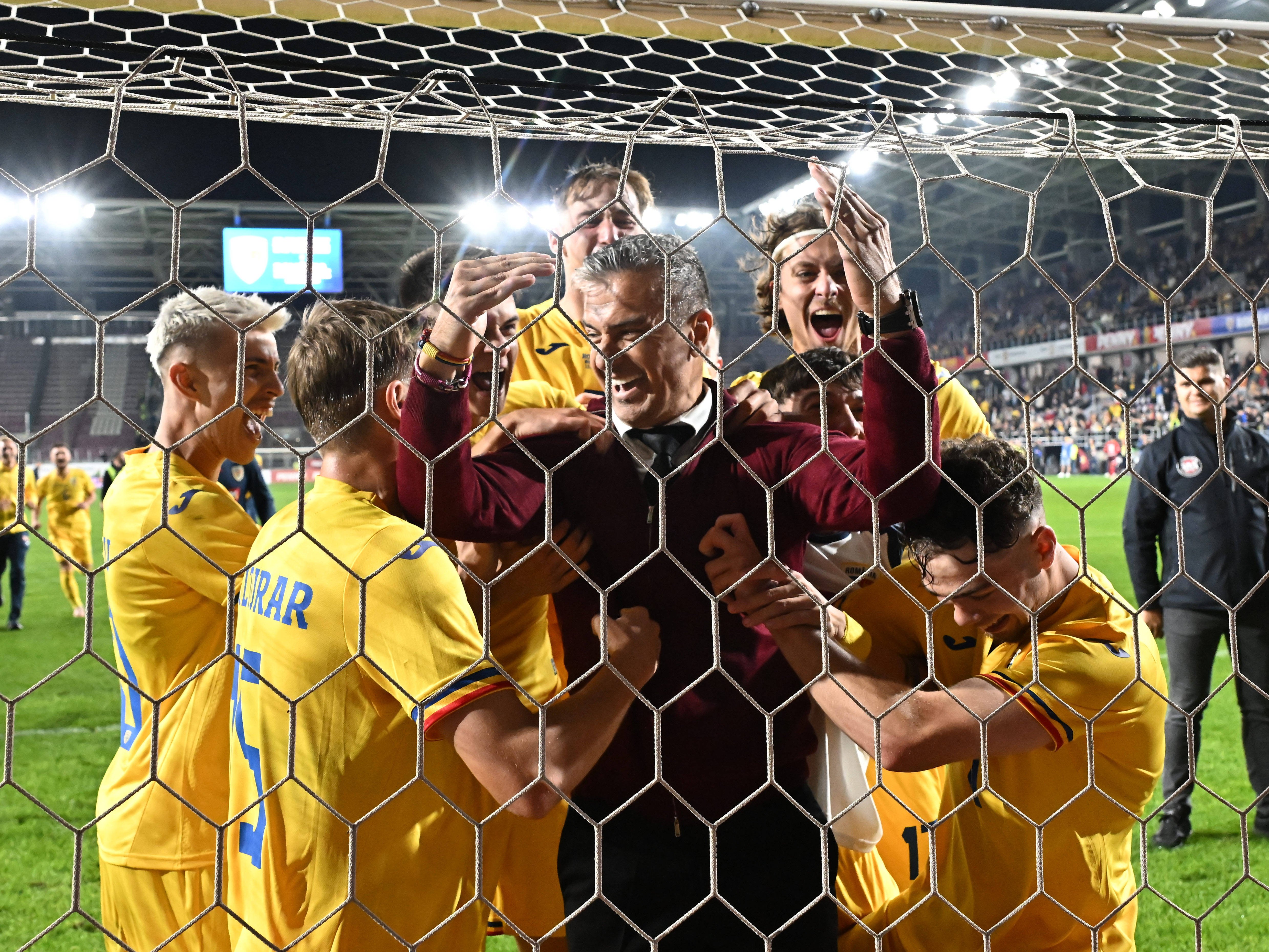 Cine e favorită &icirc;nainte de Italia U21 - Rom&acirc;nia U21 și ce cotă are un rezultat de egalitate