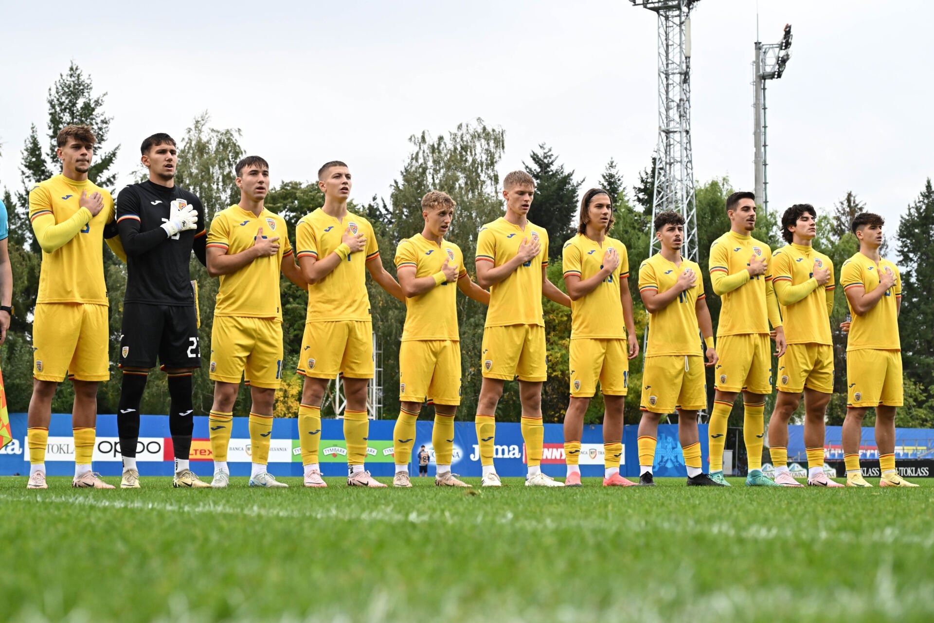 România U19 - Muntenegru U19, meciul de debut la EURO U19 2025, azi de la ora 21:00 pe VOYO și Pro Arena! Cu sau fără VAR pe ”Arcul de Triumf”?
