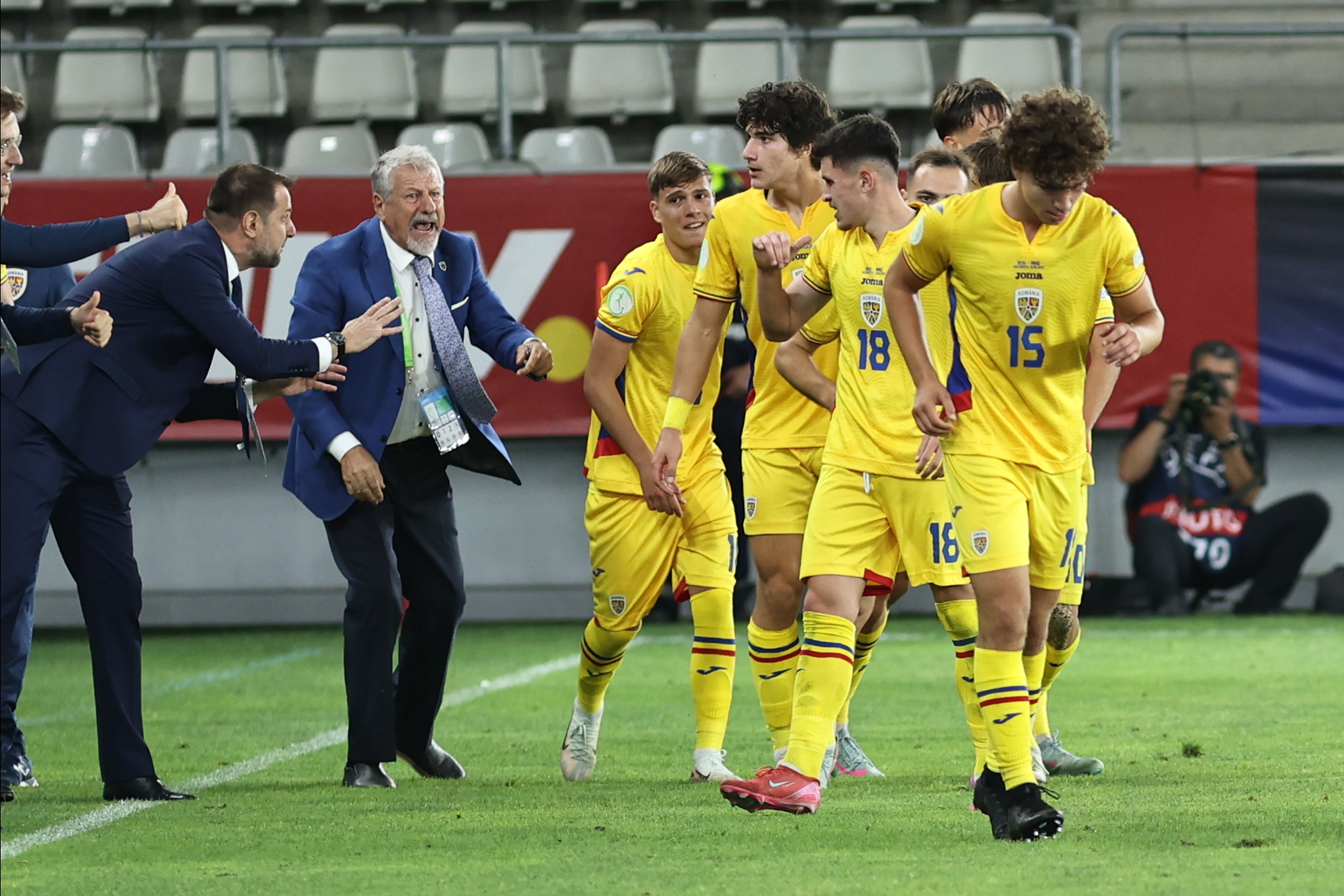 C&acirc;te schimbări a făcut Ion Marin la pauză meciului cu Olanda U19
