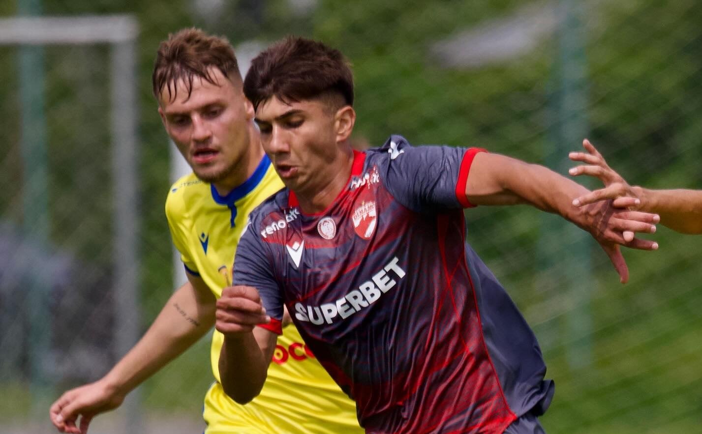 Cum a arătat Dinamo &icirc;n amicalul cu Petrolul: cu Alex Musi, dar fără șapte titulari