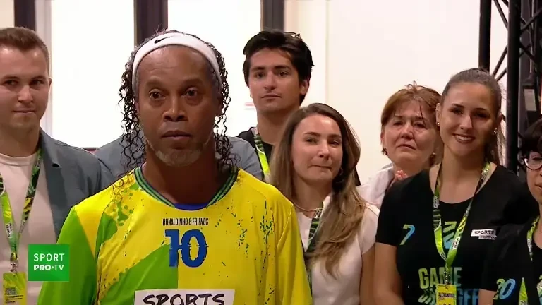 Prezentare Ronaldinho la Sports Festival (VOYO & Pro Arena)
