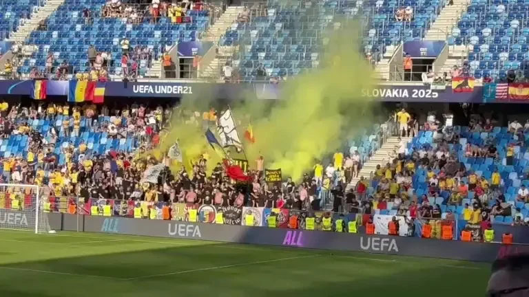 ”Zidul Galben”, la înălțime în Slovacia. Ce au făcut suporterii României la meciul cu Spania