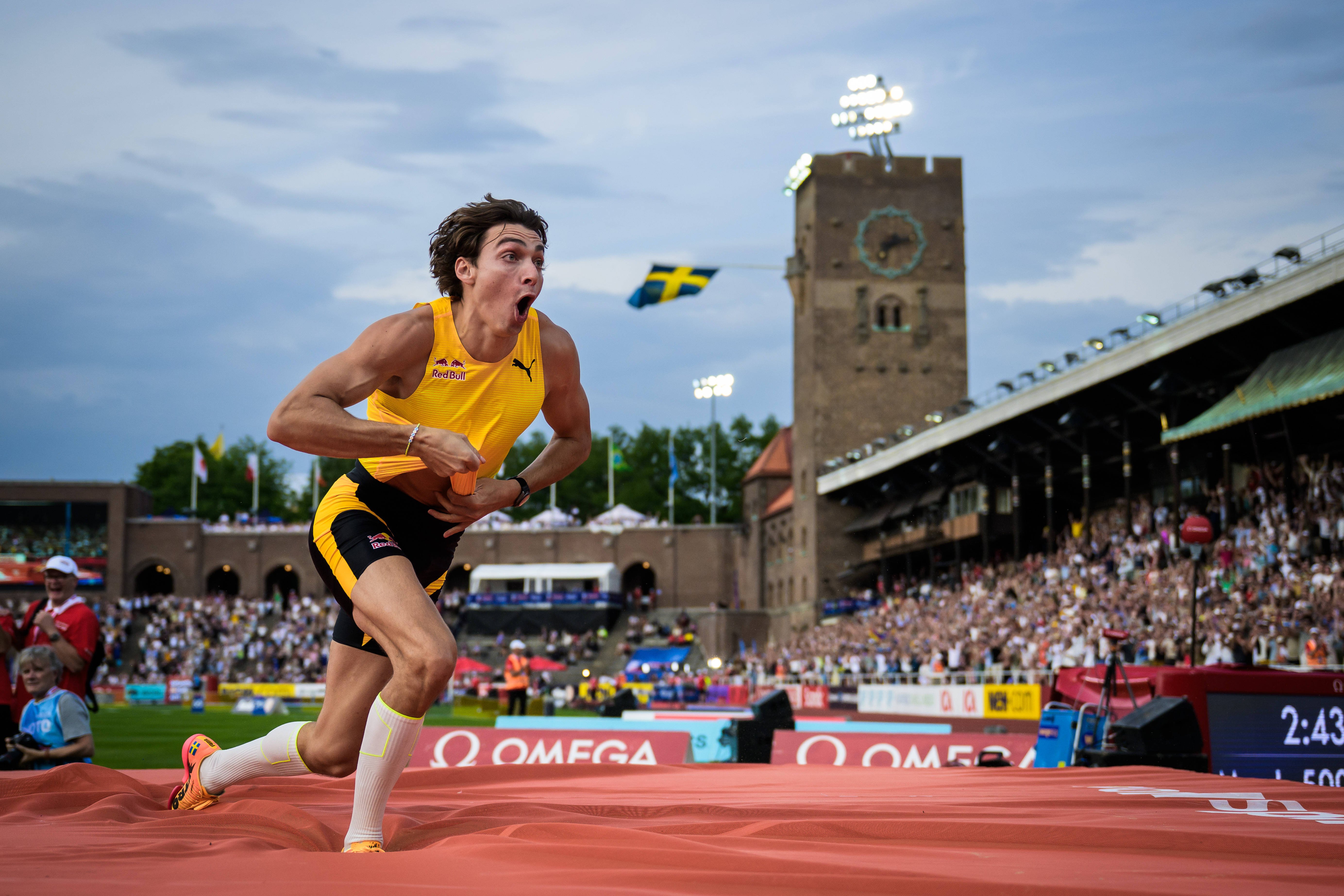 &Icirc;ncă un record mondial pentru fenomenul Armand Duplantis! Peste ce &icirc;nălțime a &rdquo;zburat&rdquo; acum suedezul