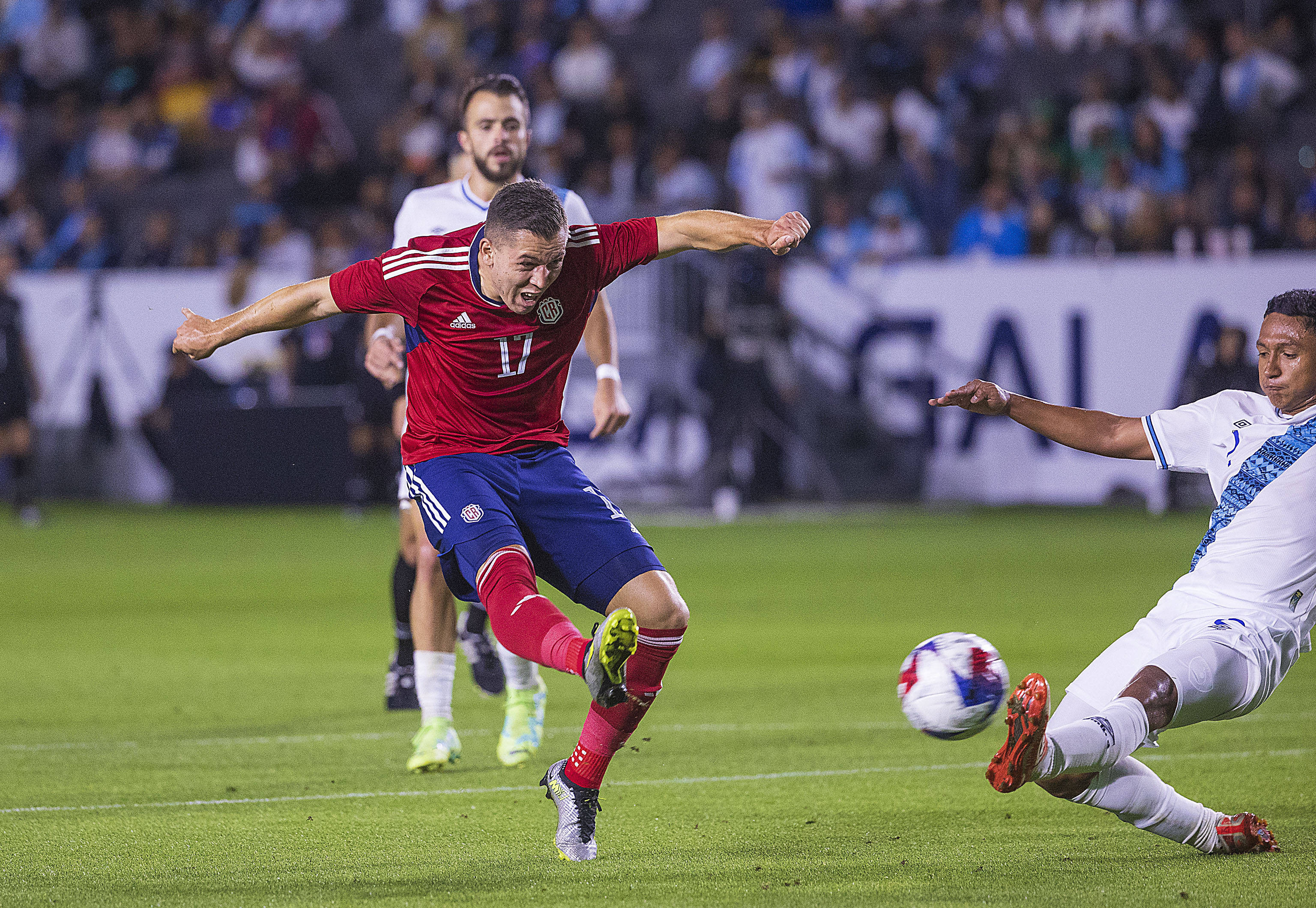 &rdquo;Olteanul&rdquo; Carlos Mora, titular la Gold Cup &icirc;n thriller-ul decis &icirc;n minutul 90 printr-un penalty!