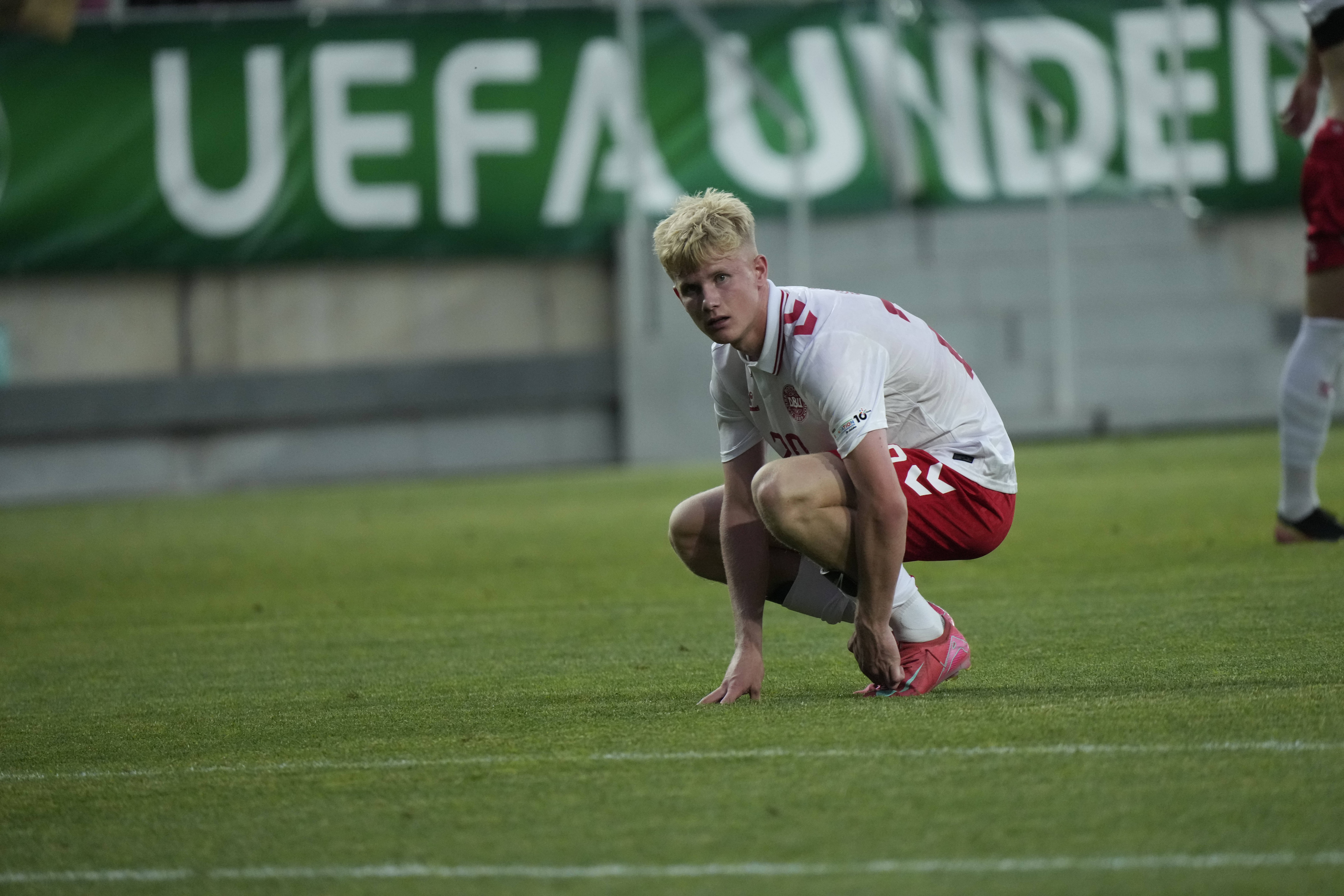 EURO U19 | Rezultat monstru &icirc;n Grupa Rom&acirc;niei! Ploaie de goluri &icirc;n meciul Danemarca - Muntenegru