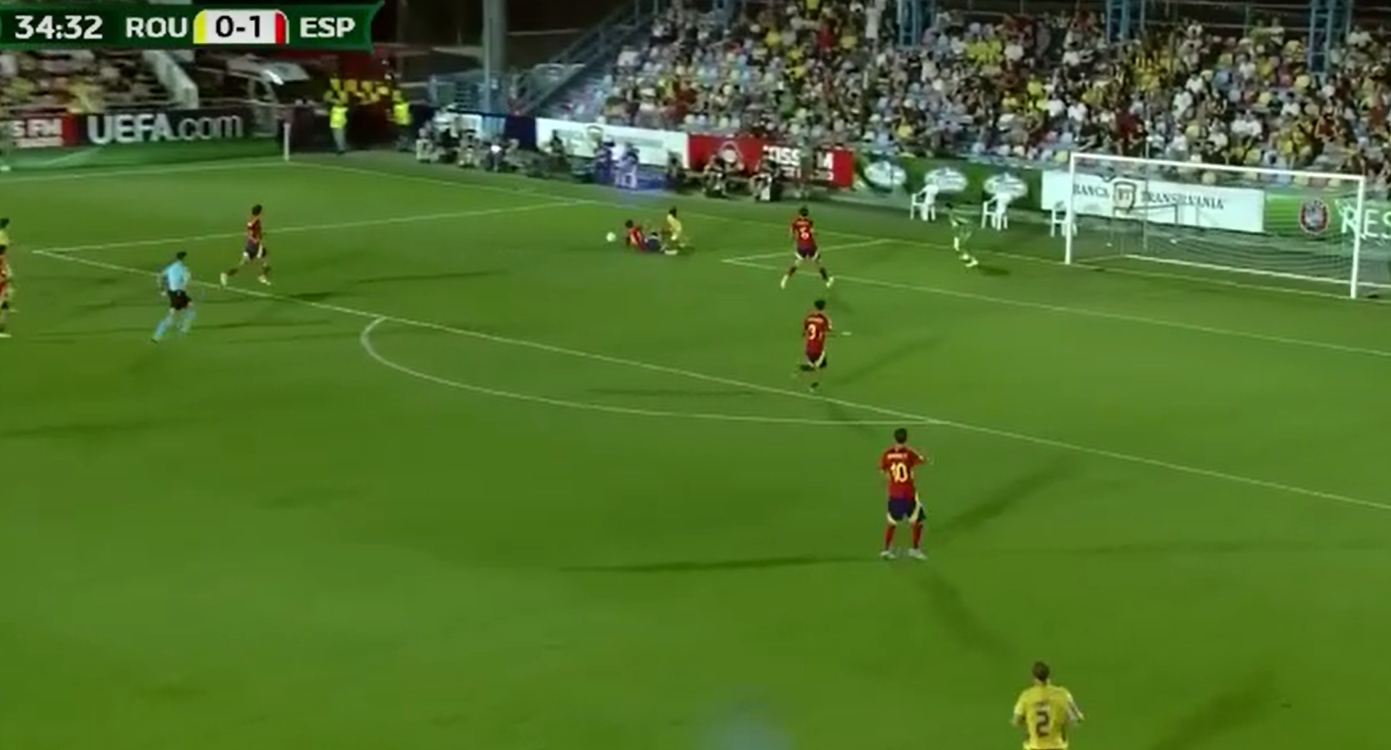 Arbitrul i-a refuzat penalty-ul Rom&acirc;niei U19! Fault clar &icirc;n careul Spaniei