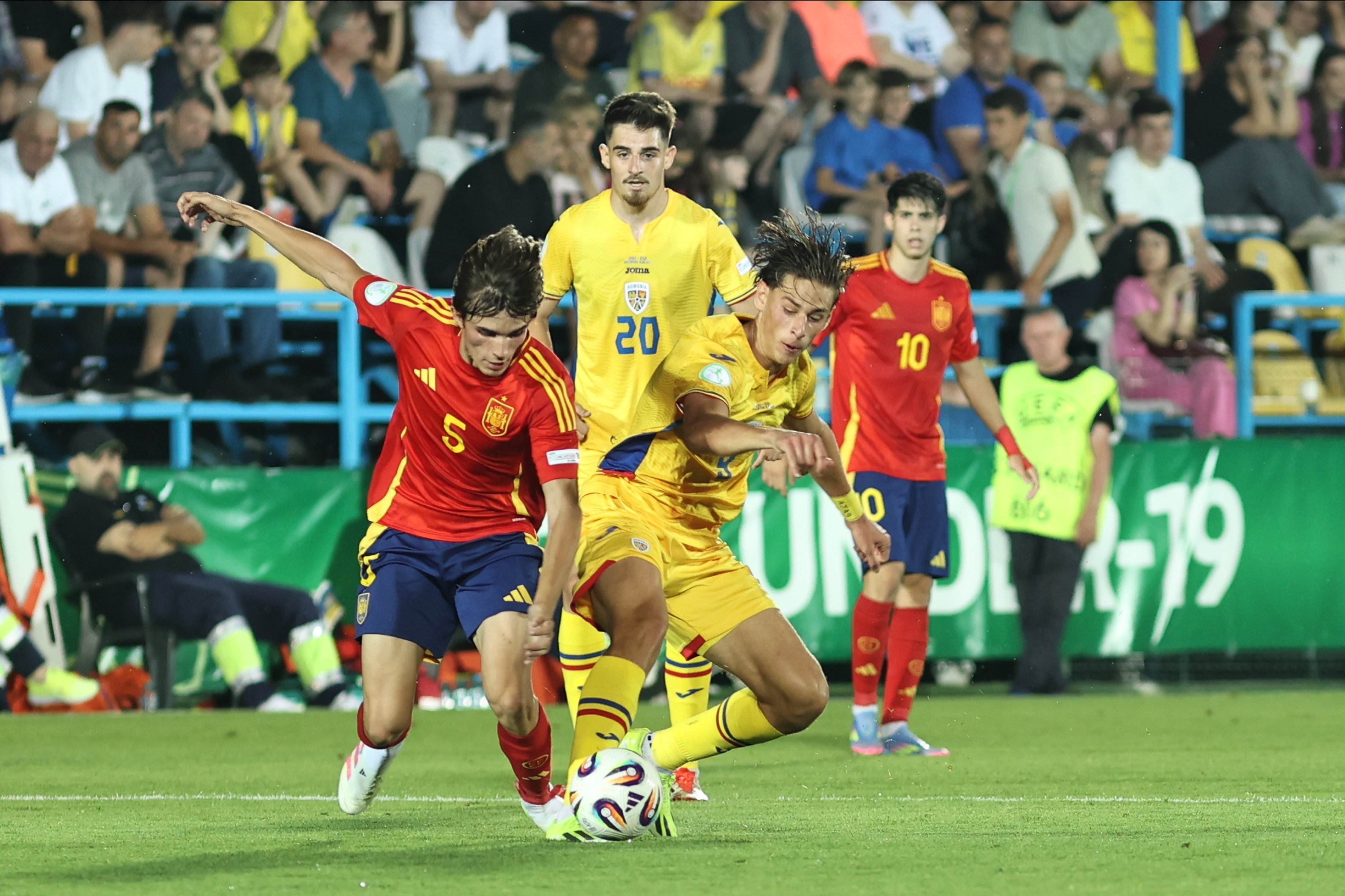 Asta vrem, să ne luăm la tr&acirc;ntă cu ei! Caramavrov desprinde aspectele pozitive din partida cu Spania U19