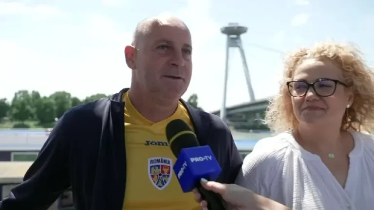 Părinții lui Matei Ilie &icirc;i fac galerie Rom&acirc;niei U21 la meciul cu Slovacia: &rdquo;E o generație bună&rdquo; (17/06/2025)