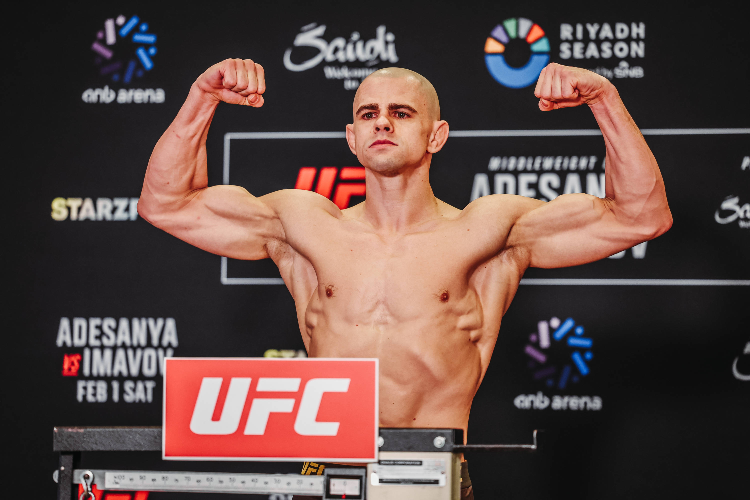 Rom&acirc;nul Bogdan Grad deschide cardul UFC Baku, exclusiv pe VOYO, de la 22:00. Dana White m-a ajutat foarte mult