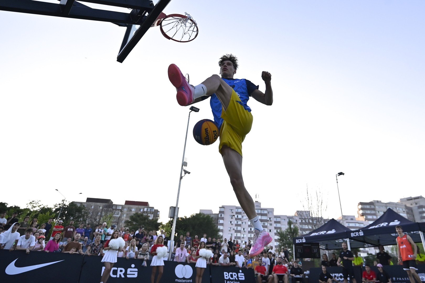 Baschet duminica 12