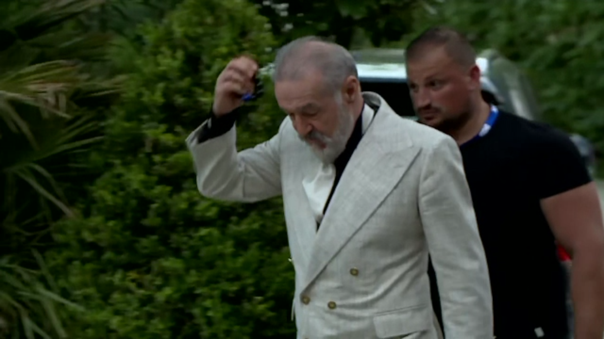 Gigi Becali s-a răzg&acirc;ndit &icirc;n privința unui jucător de la FCSB: &rdquo;Mi-a zis Varga că-l vrea. Ia treci pe listă, mă!&rdquo;