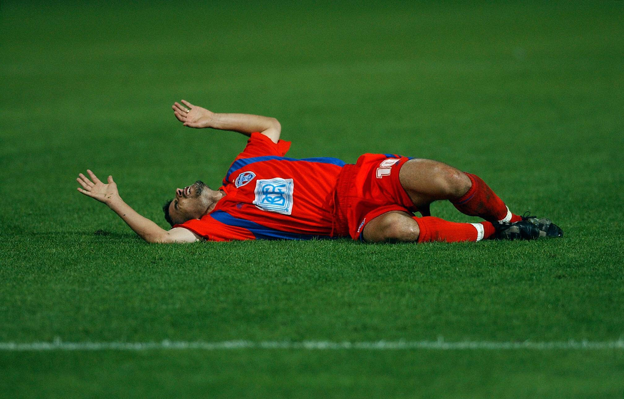 FCSB sau Steaua? A cui este Supercupa din 2001 disputată în 2002 și momentul istoric din 2005