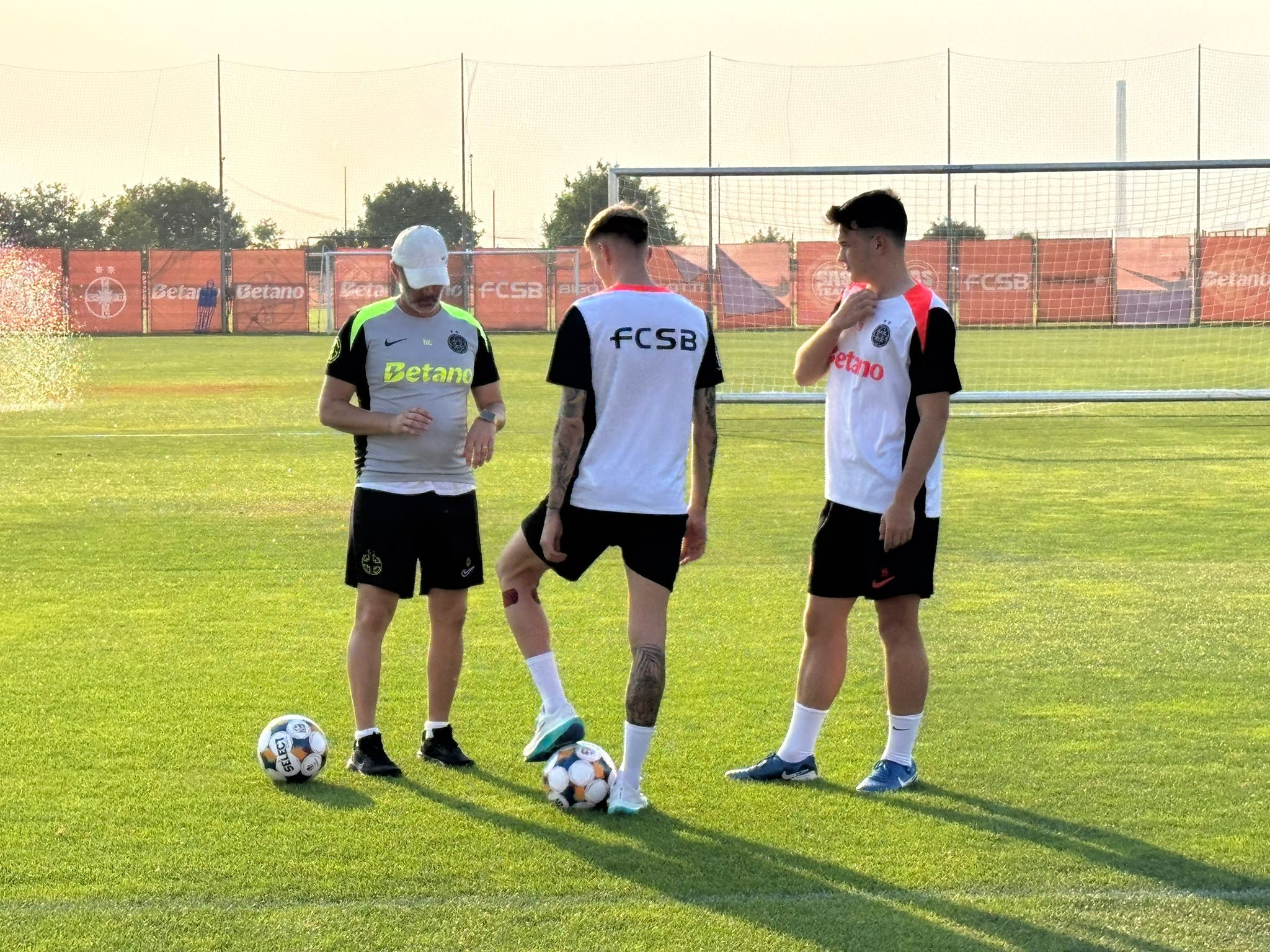 Antrenamentul FCSB-ului de dinaintea partidei din preliminariile Champions League