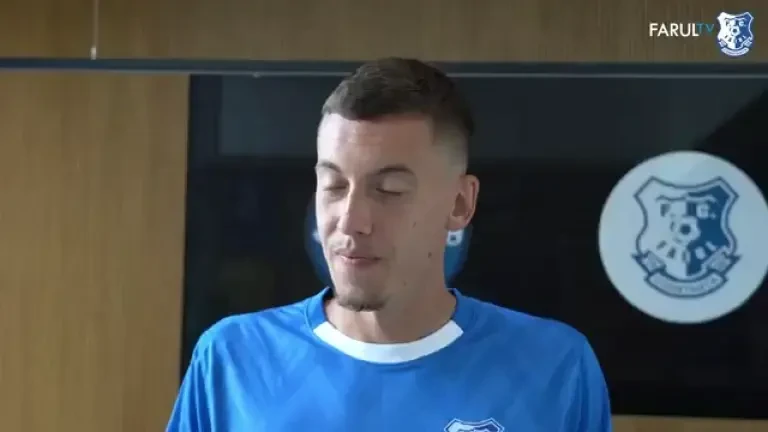 Alexandru Ișfan, prezentat la Farul Constanța