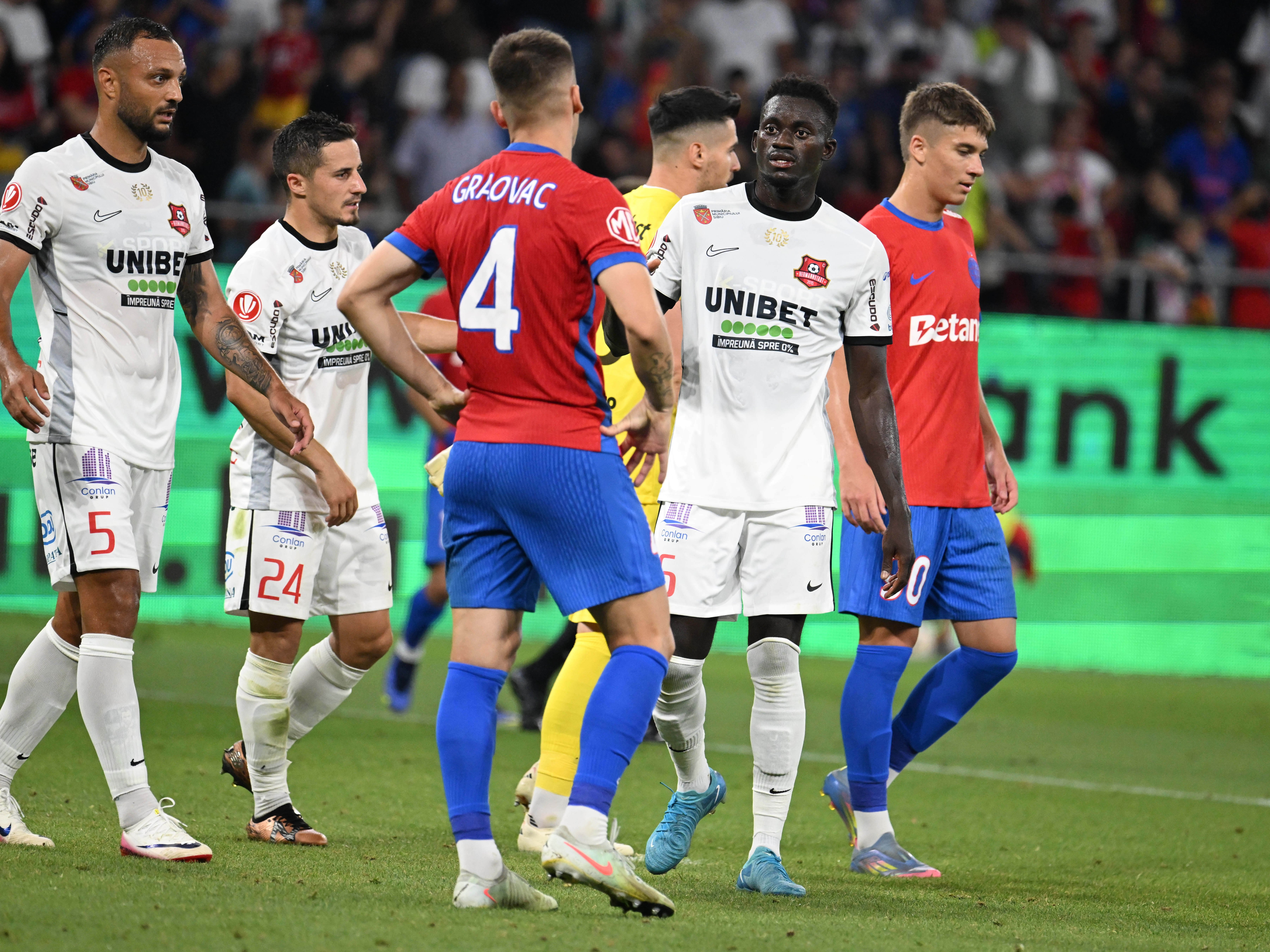 Becali are motive de bucurie după startul fals: o jumătate de milion de euro intră &icirc;n conturile FCSB!
