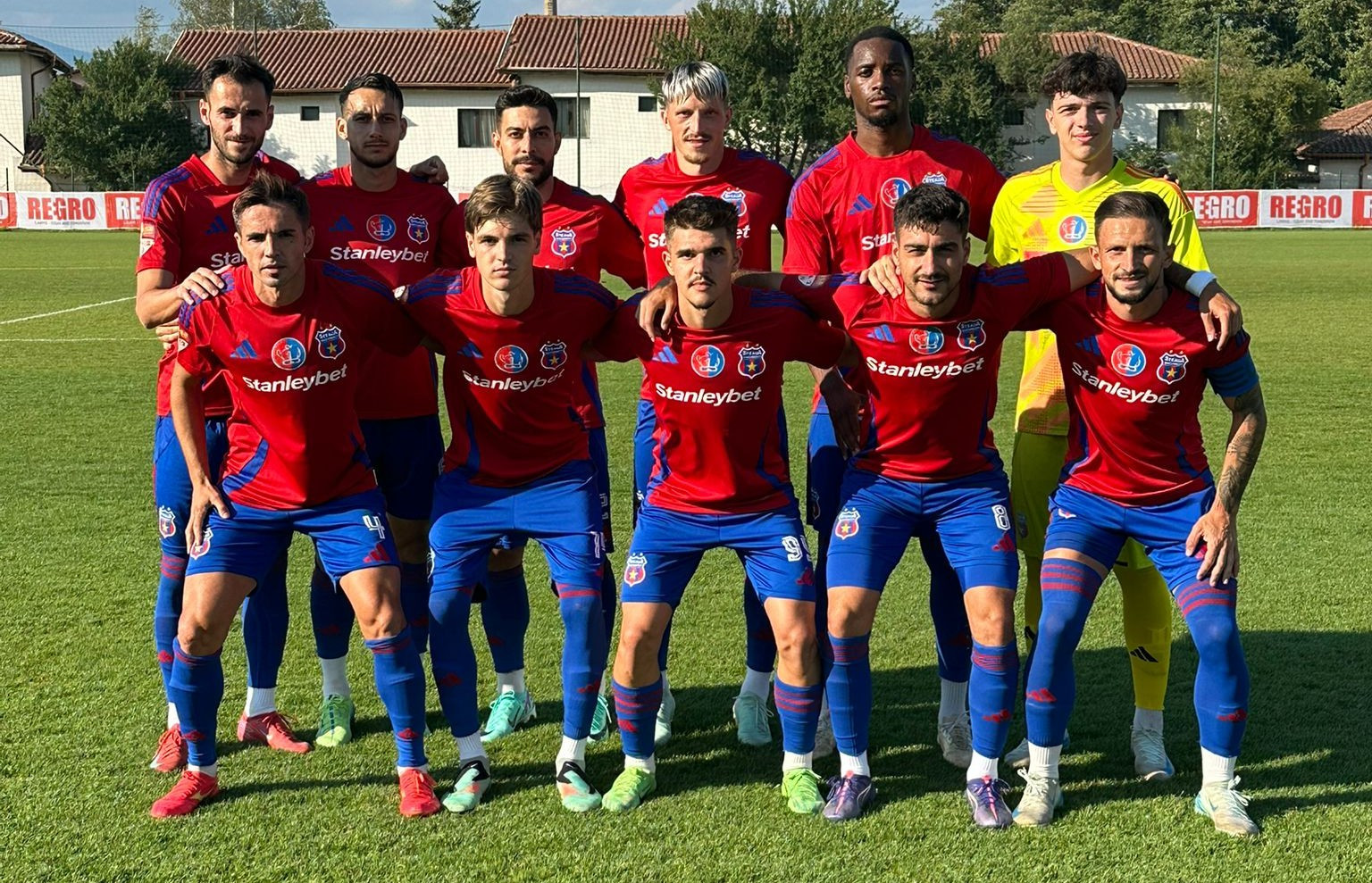 Congolezul Lumbu, gol la debutul pentru Steaua! Echipa lui Daniel Oprița merge brici &icirc;n cantonamentul din Bulgaria