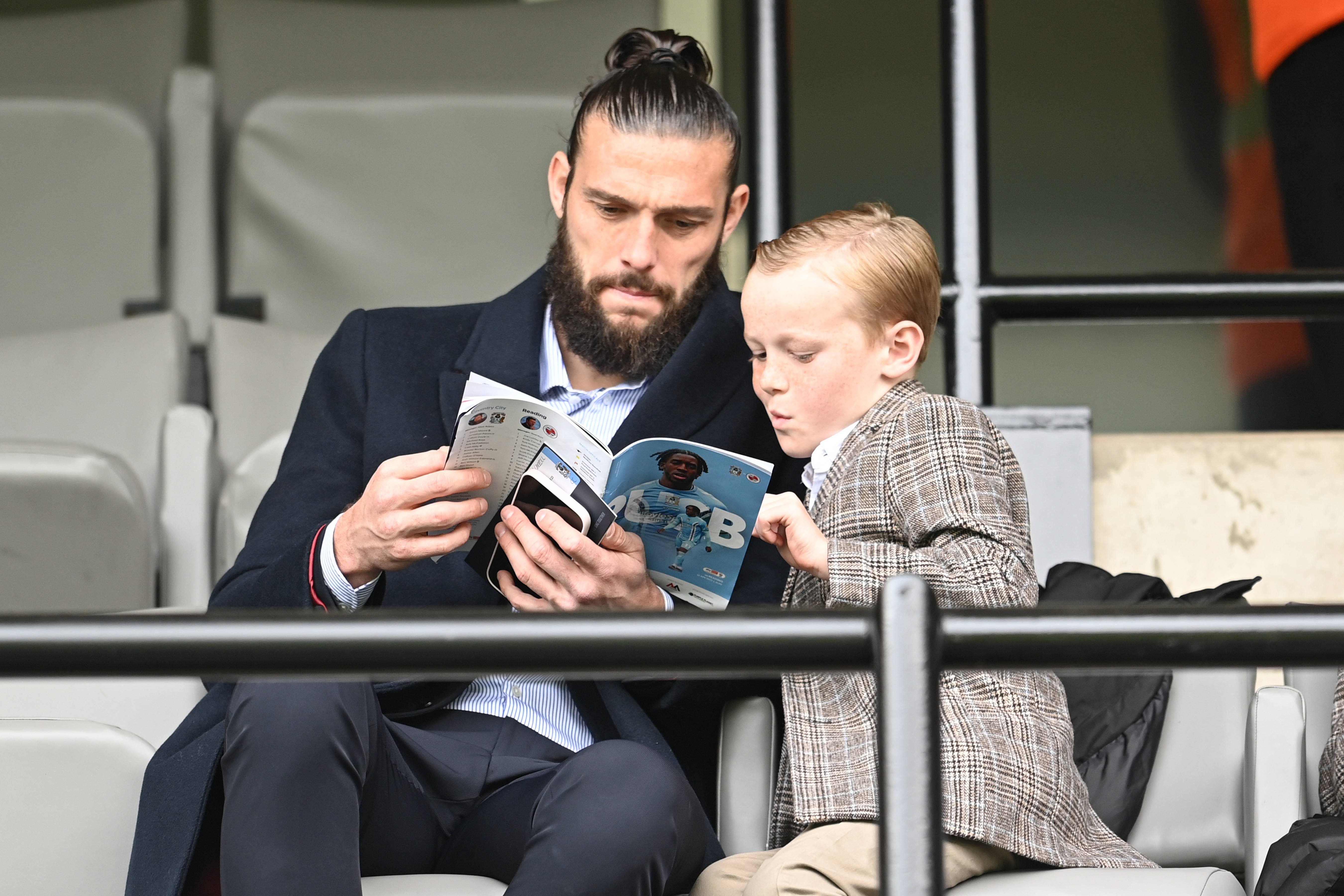 Andy Carroll s-a transferat la un club englez din liga a 6-a cumpărat de investitori din Qatar!