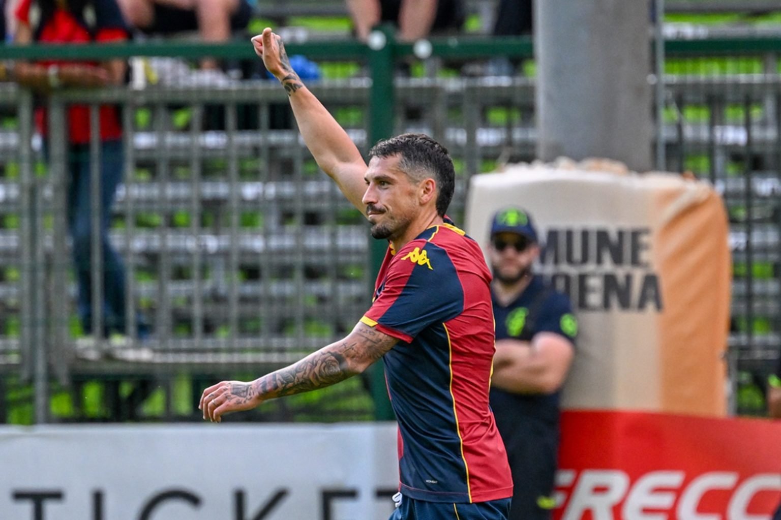 Nicolae Stanciu, două goluri din afara careului la debutul pentru Genoa