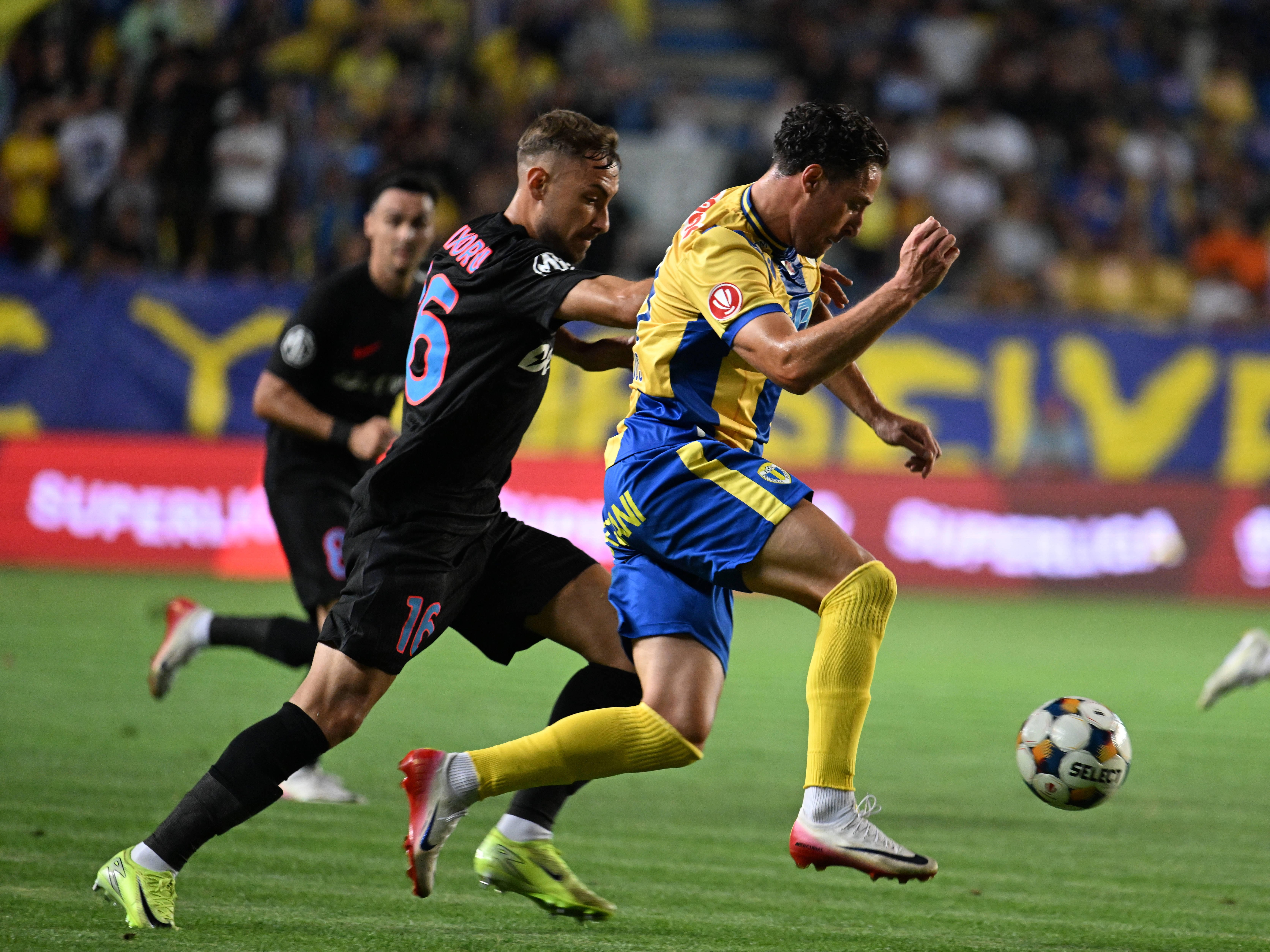 Petrolul - FCSB 0-1! &bdquo;Roș-albaștrii&rdquo; s-au impus la Ploiești cu mari emoții! Tănase a fost decisiv