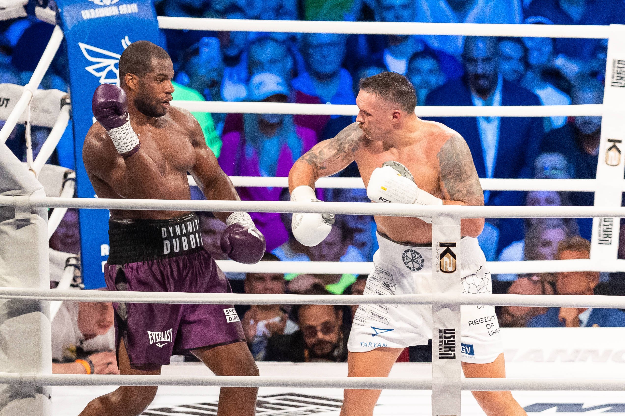 A bătut la el ca la fasole! Cum s-a &icirc;ncheiat duelul greilor Oleksandr Usyk - Daniel Dubois
