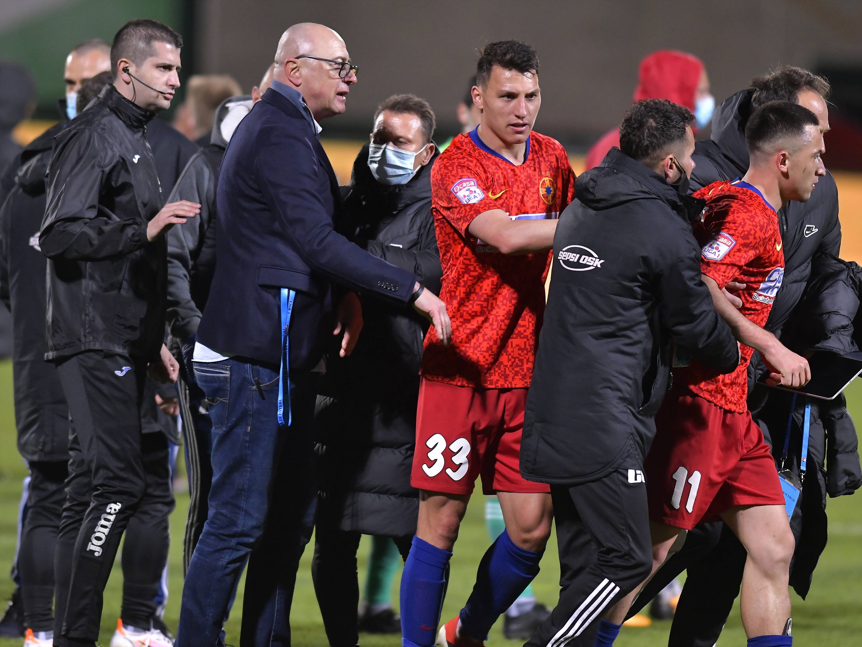 Un rom&acirc;n va arbitra echipa altui rom&acirc;n &icirc;n cupele europene