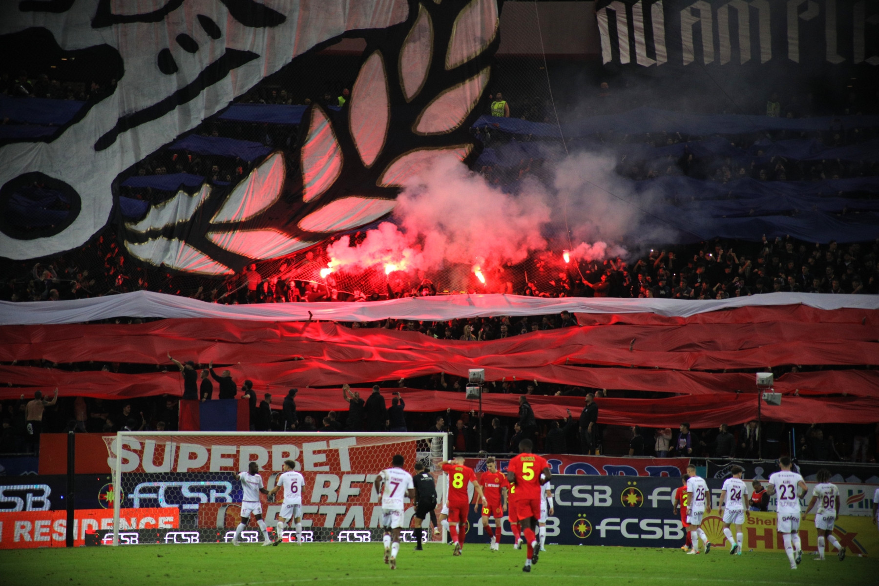 FCSB mizează pe al 12-lea jucător! Roș-albaștrii revin pe Arena Națională, pentru returul cu Shkendija