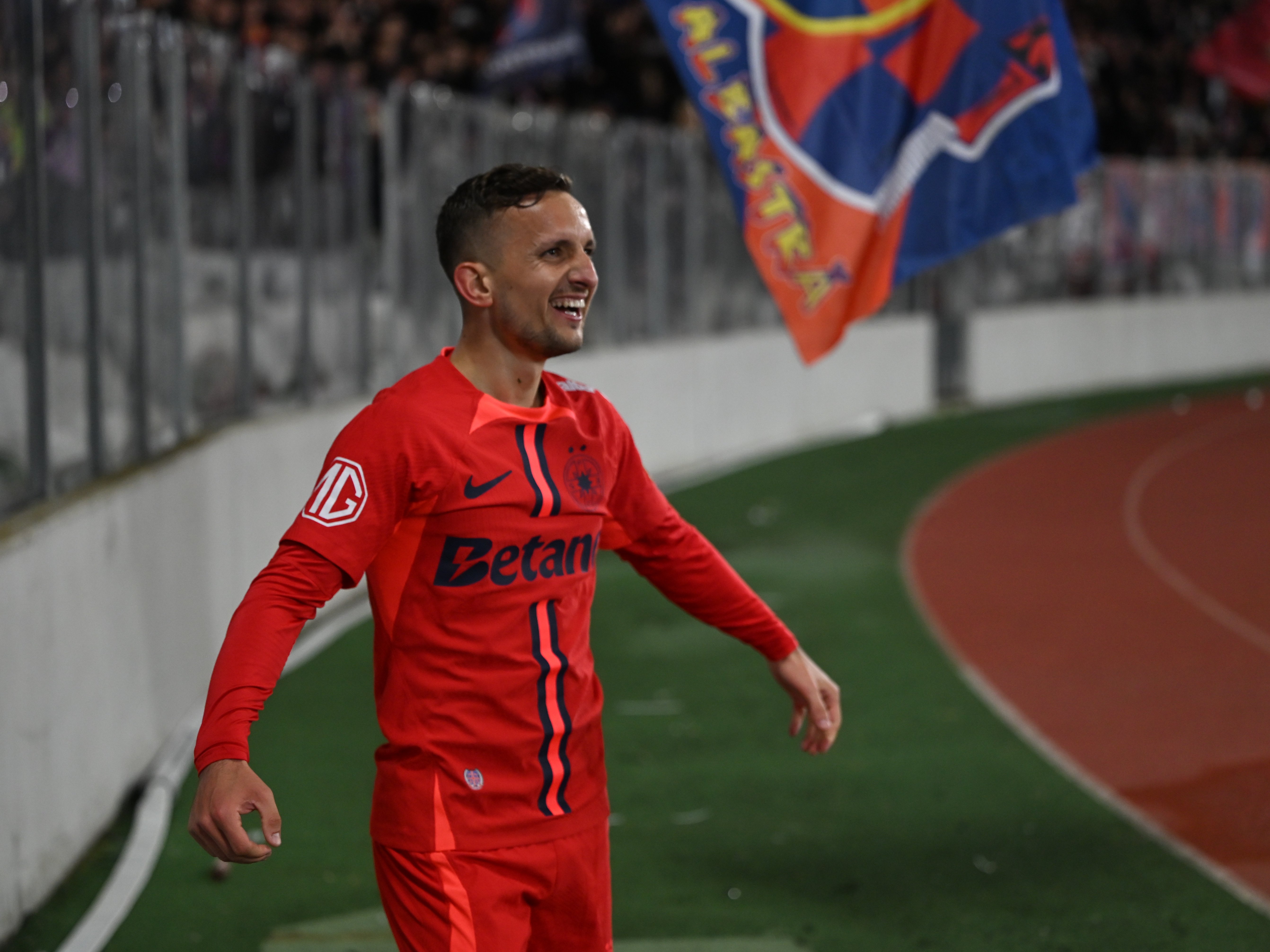 Nu &icirc;nțelege transferul lui Marius Ștefănescu: Mi se pare un moft!