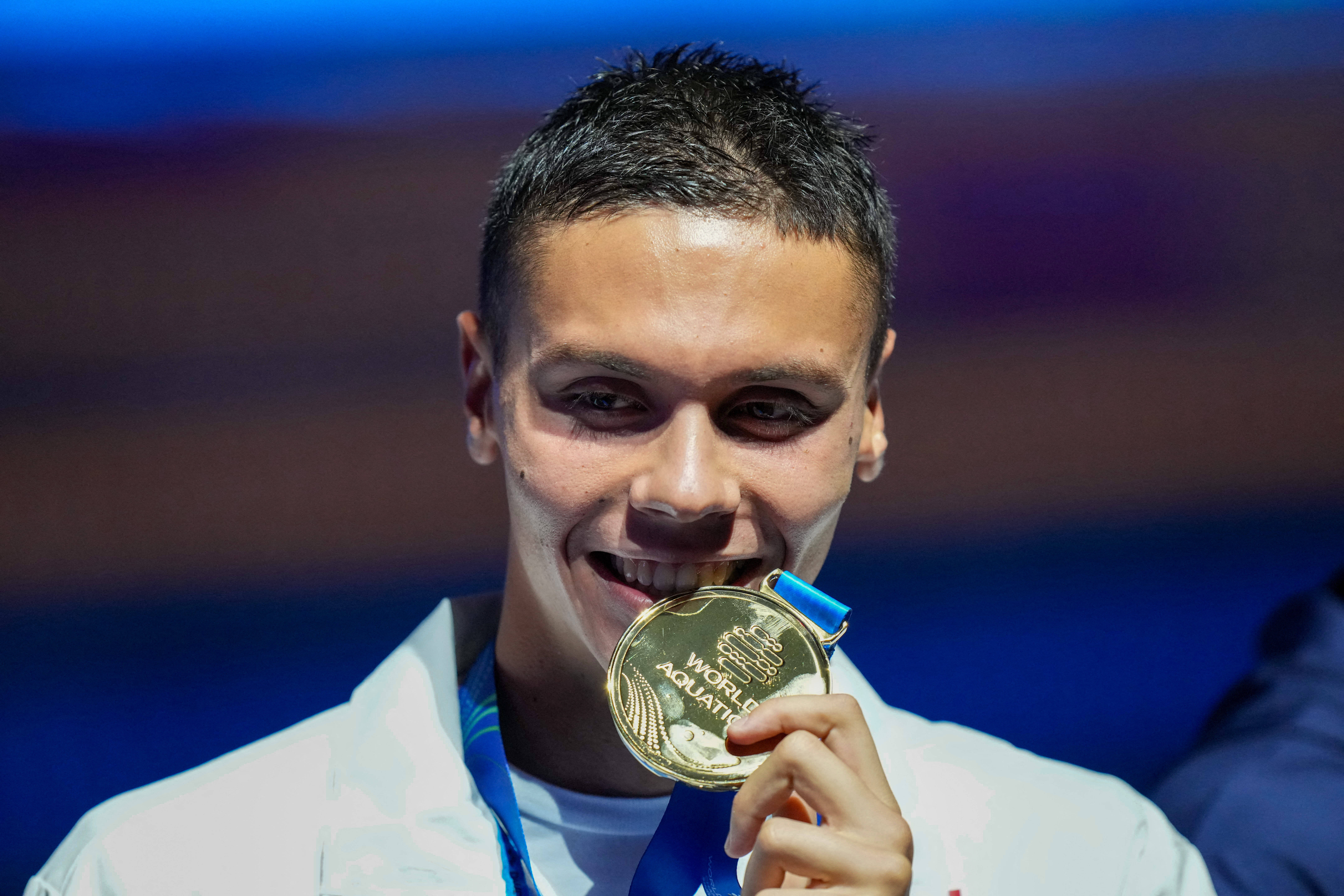 David Popovici, premiat și de Federația Rom&acirc;nă de Fotbal: &rdquo;O performanță care onorează Rom&acirc;nia &icirc;ntreagă&rdquo;