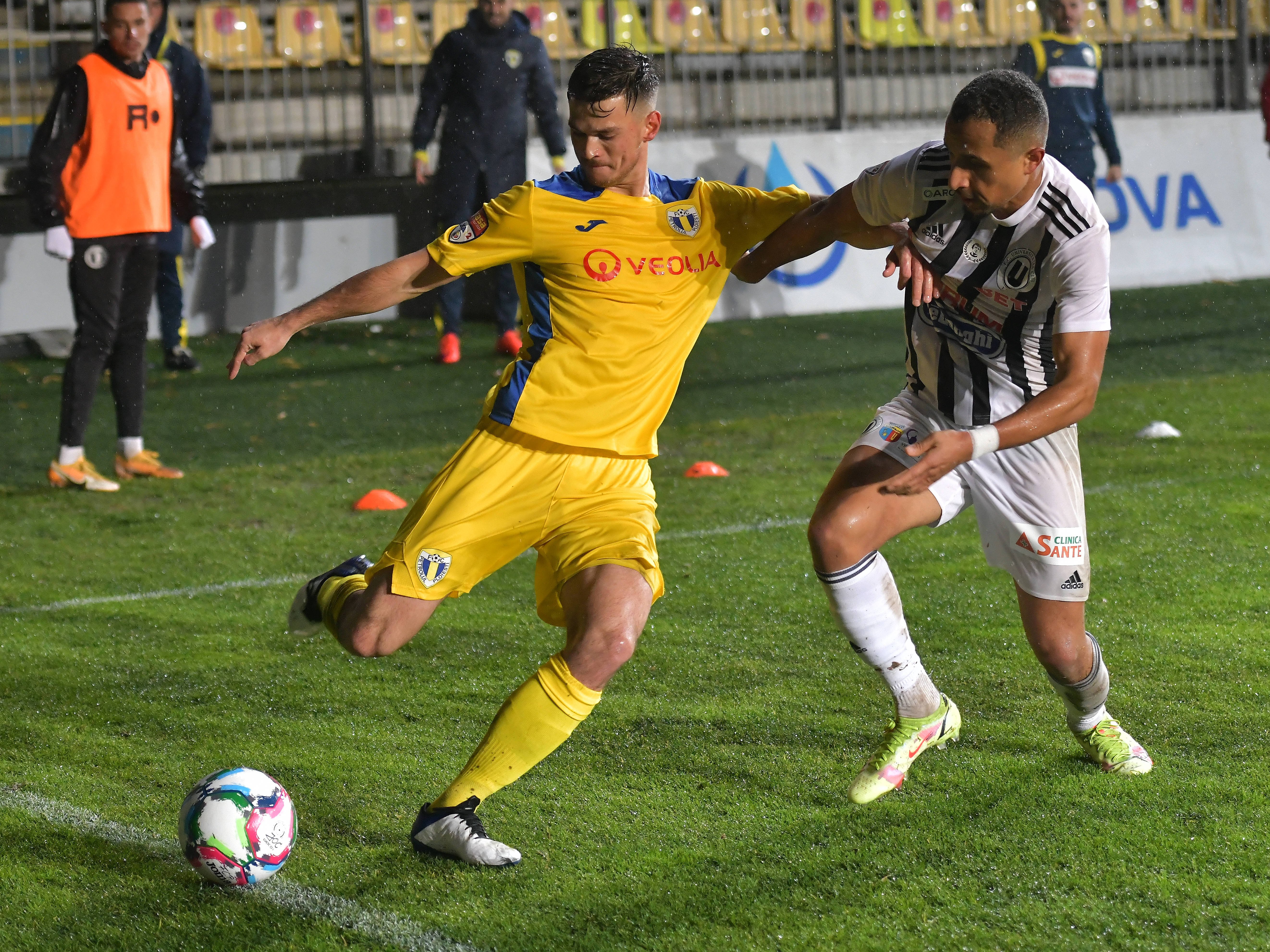 Acolatse 1 petrolul ploiesti universitatea cluj liga 2 casa pariurilor 7122021