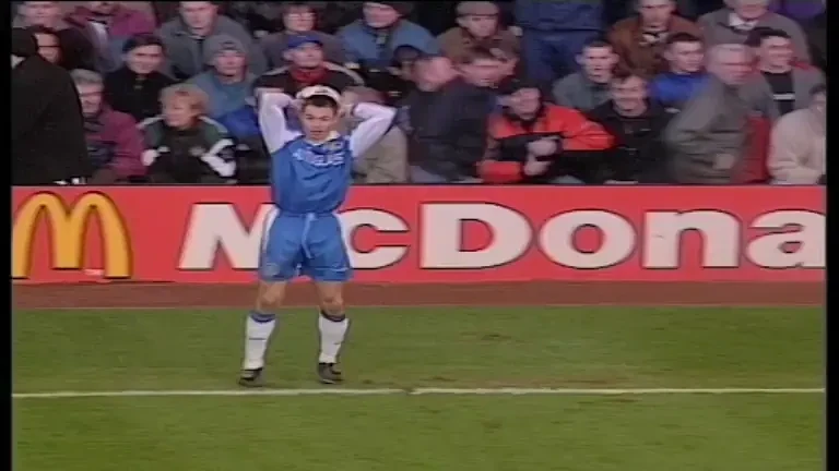Dan Petrescu, gol &icirc;n Newcastle - Chelsea 0-1 (Premier League, sezonul 1998/1999)