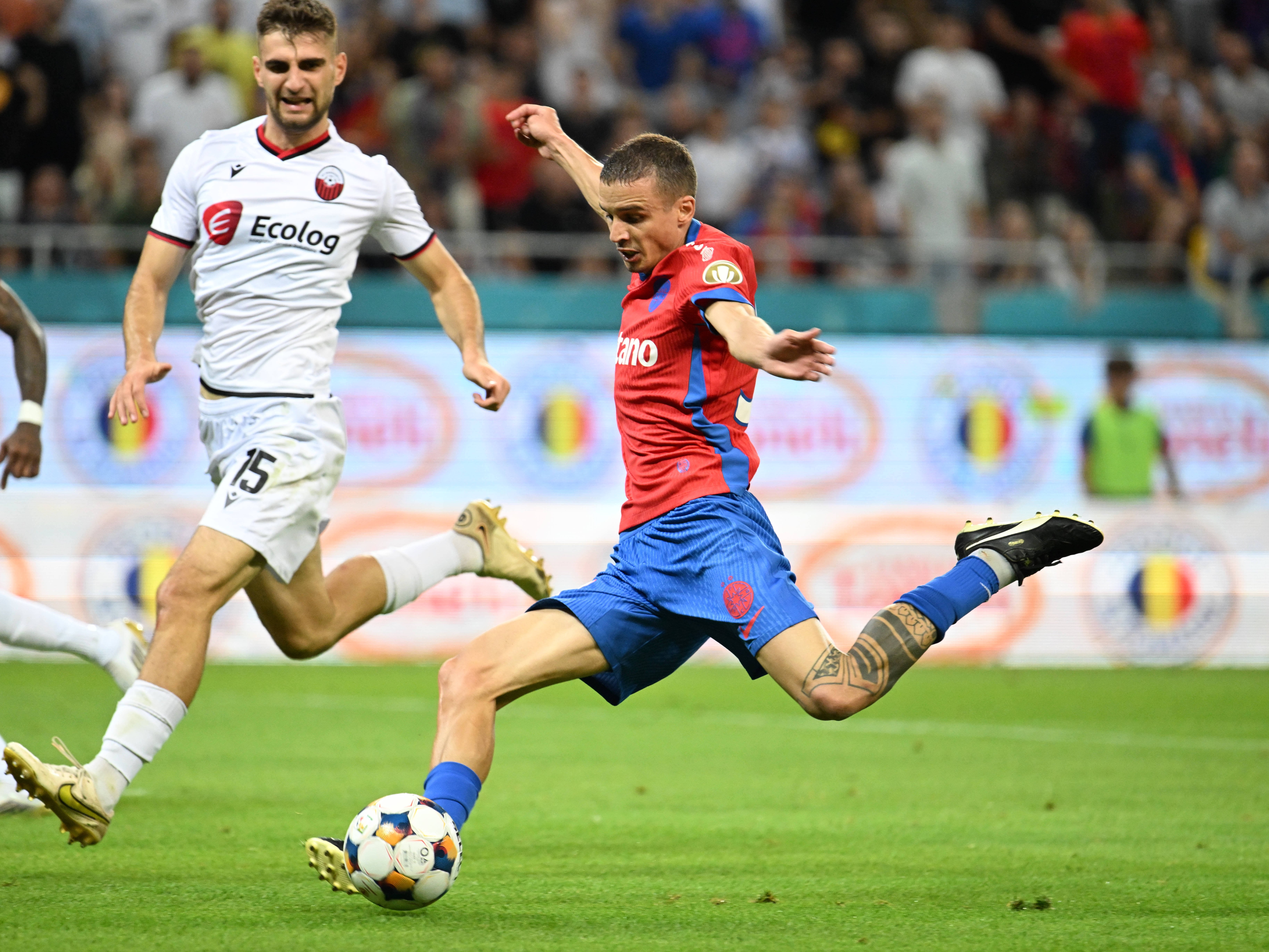 &rdquo;De ce ați jucat diferit cu FCSB?&rdquo; Răspunsul dat de antrenorul care i-a eliminat pe roș-albaștri din Champions League