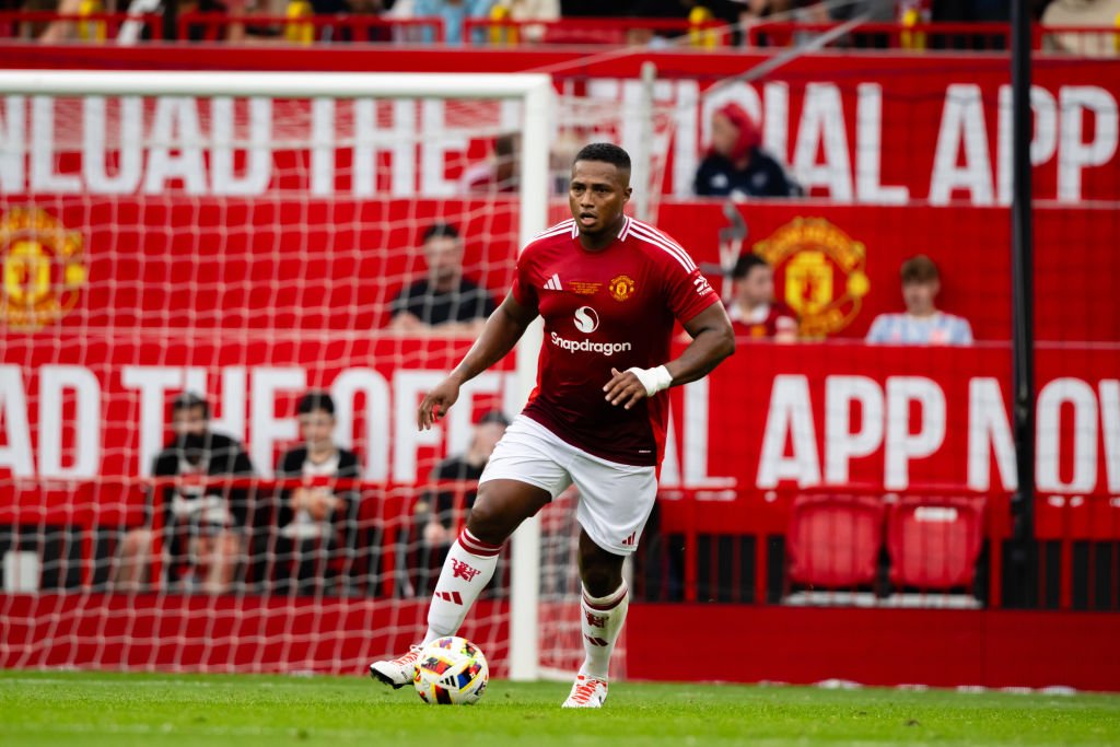 Antonio valencia 1