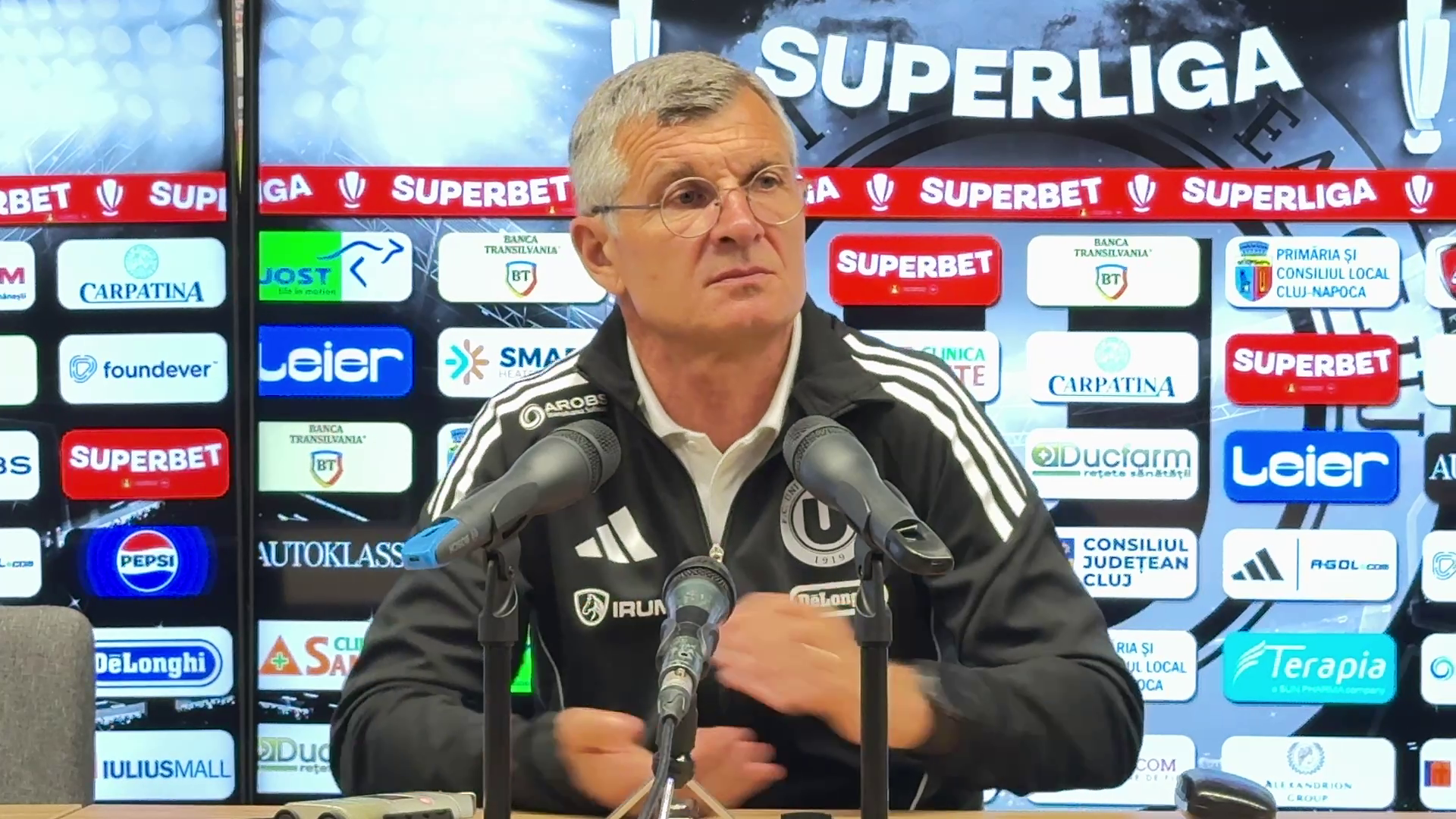 Sabău a vorbit despre plecarea de la U Cluj, după eliminarea din Conference: &bdquo;Să vedem c&acirc;t timp mai am eu