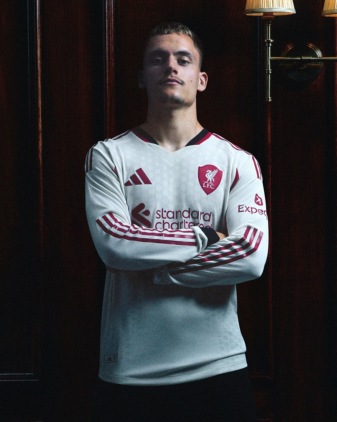 Those long sleeves thoughts on the new kit reds 3