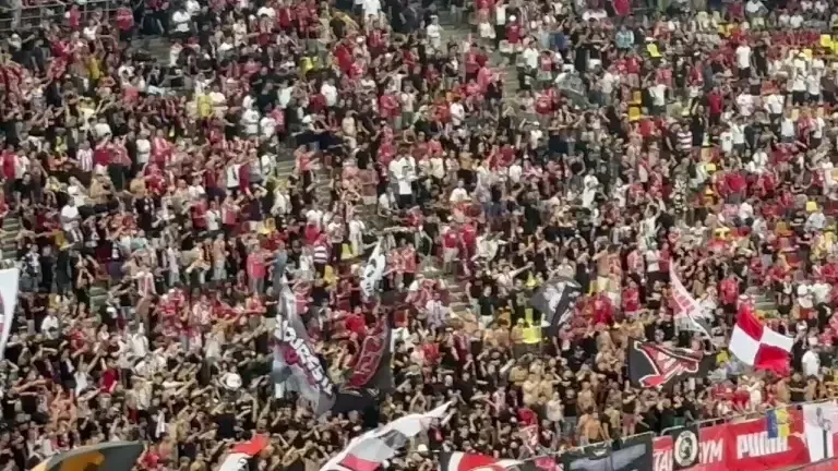 "Spurcatule", apelativul fanilor lui Dinamo pentru Dennis Politic