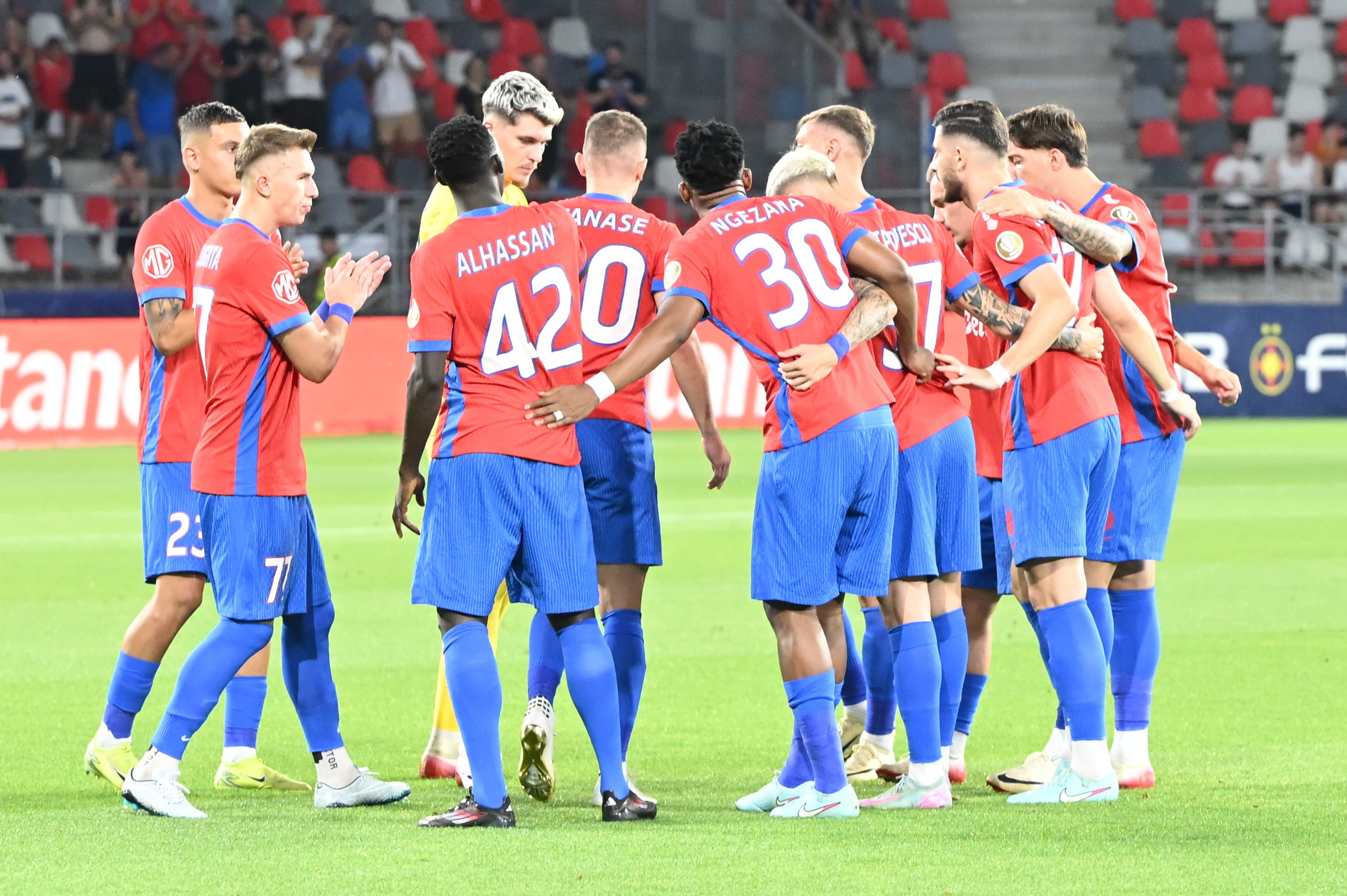 Scouterii italieni au venit să-l vadă pe jucătorul lui FCSB, dar s-au convins &icirc;n 35 de minute: &rdquo;M-au sunat!&rdquo;