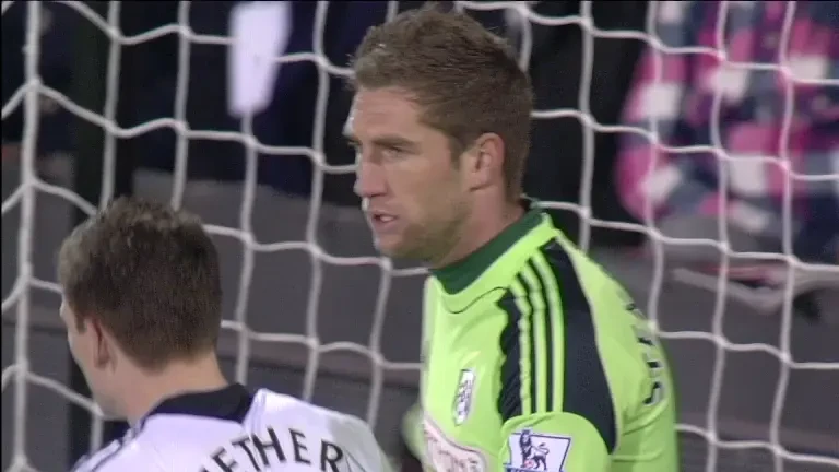 Chiricheeeeeș! Vezi aici torpila fundașului, de pe vremea c&acirc;nd evolua la Tottenham, &icirc;n Premier League